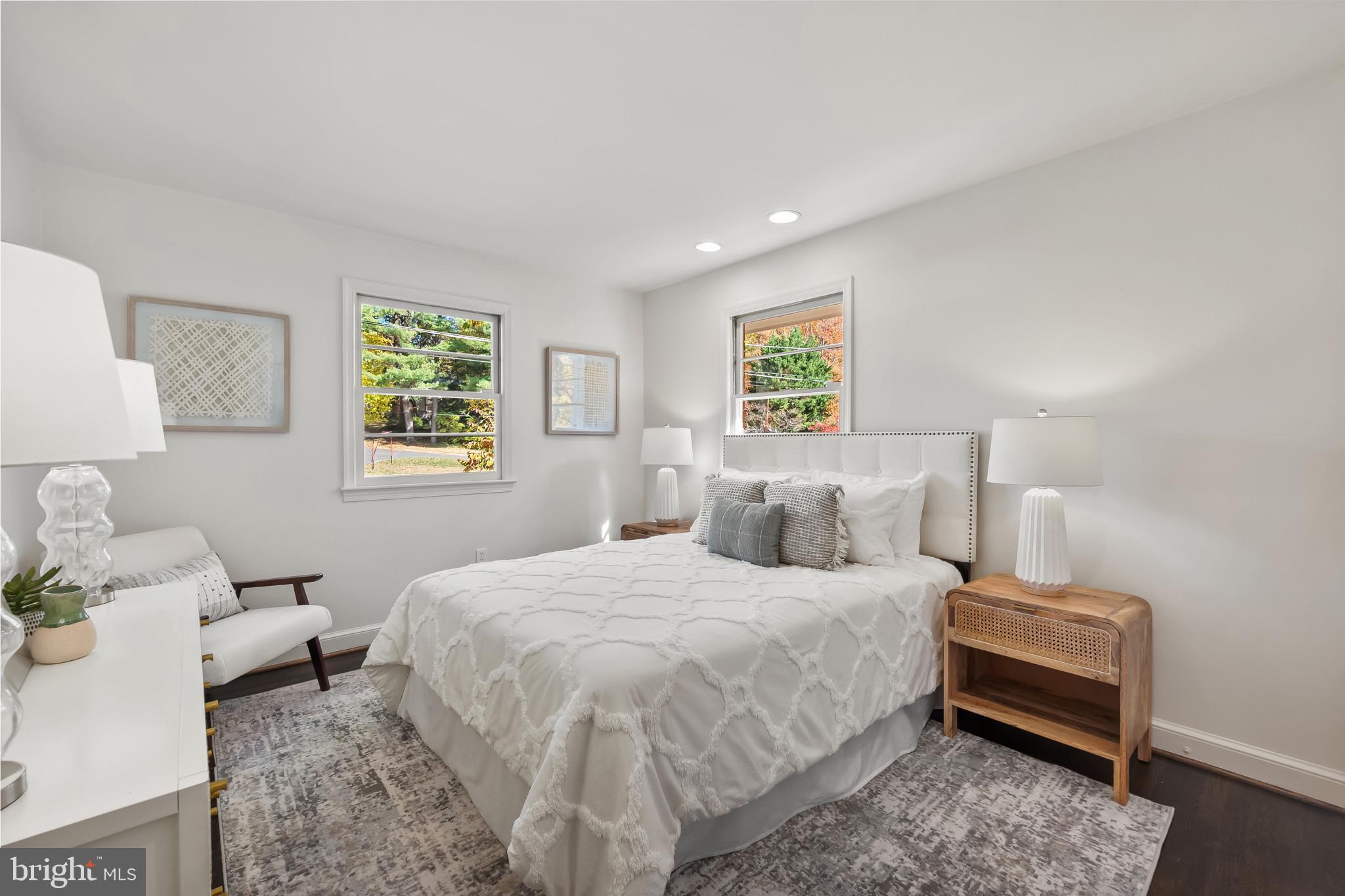 ROLLINGWOOD - Residential