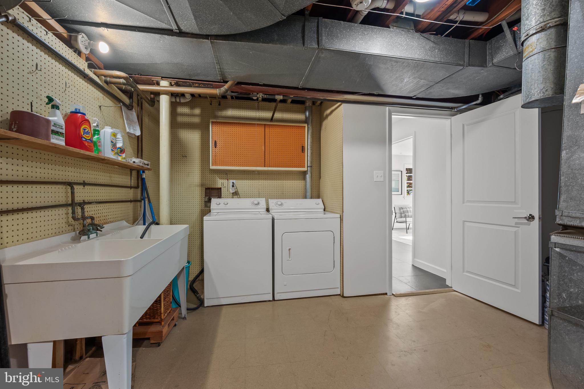 ROLLINGWOOD - Residential