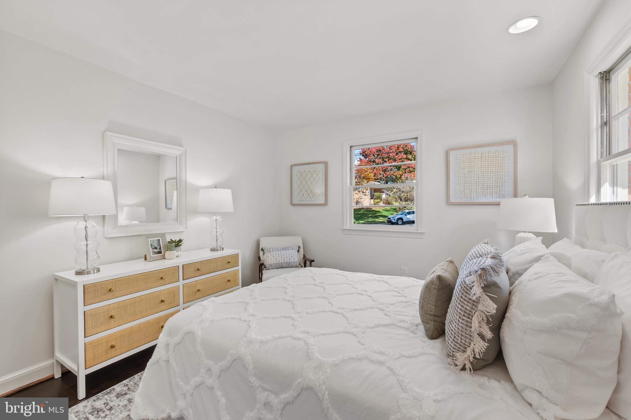 ROLLINGWOOD - Residential