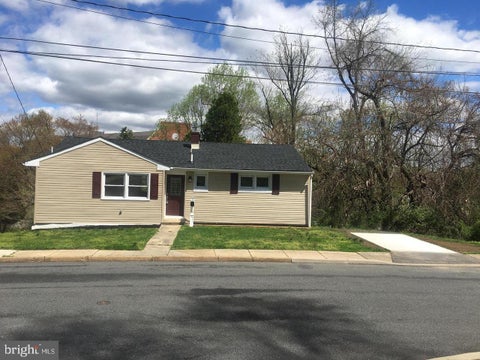 Homes For Sale - 68 Ray Street<br/> NEWARK, DE 19711