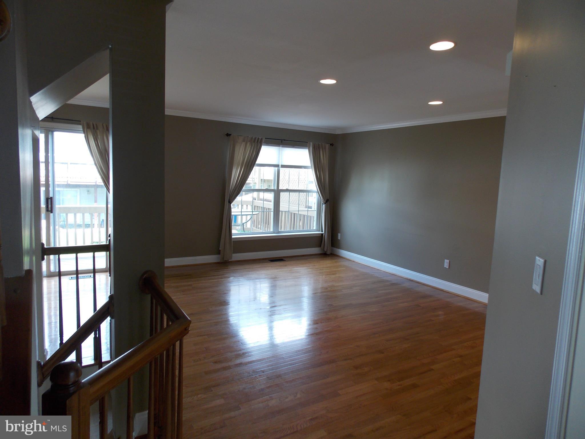 SAYBROOKE - Residential