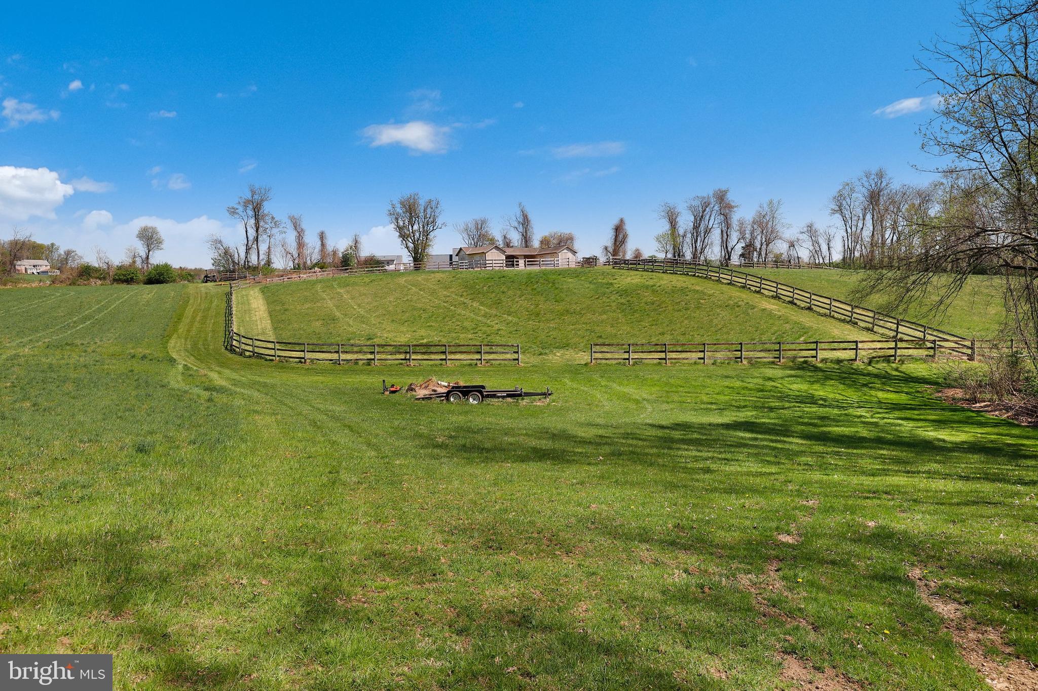DAMASCUS OUTSIDE - Farm