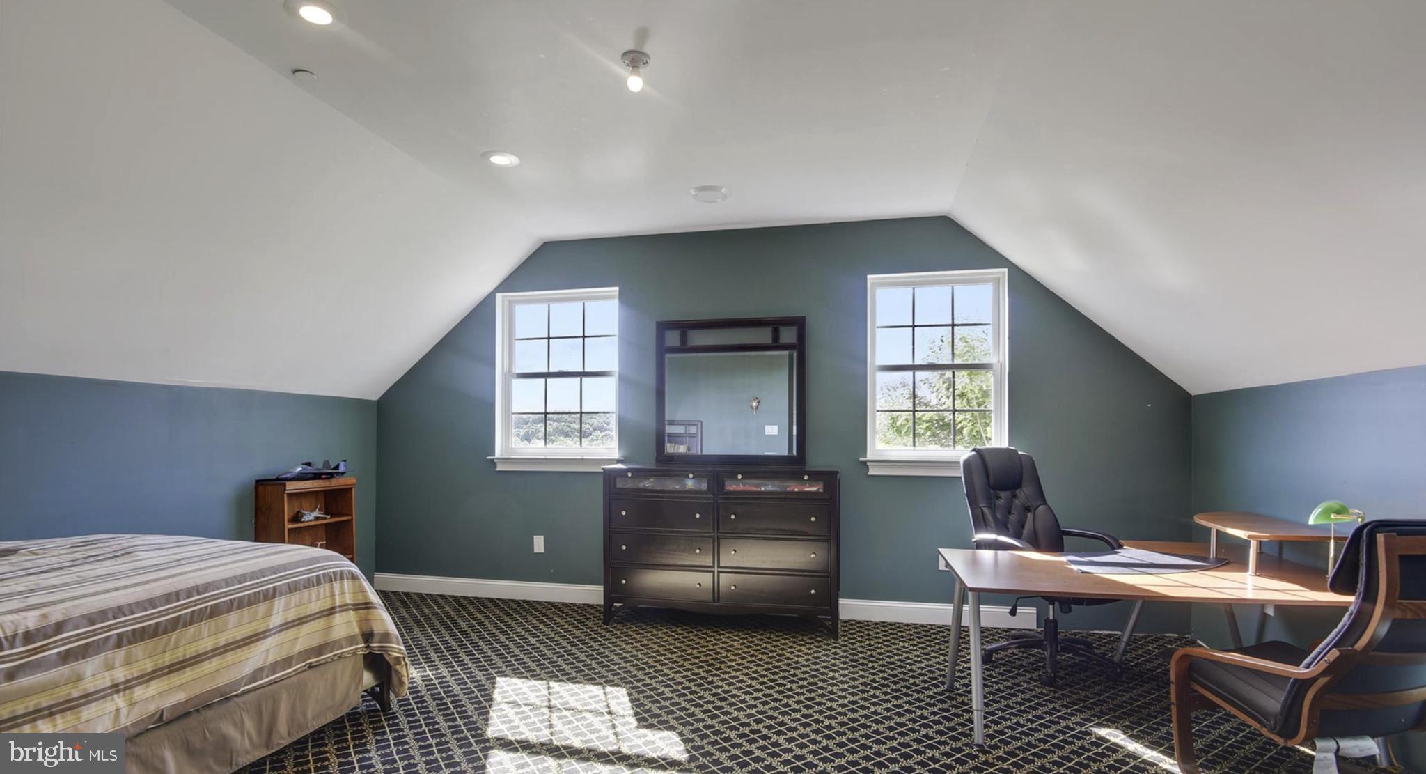 DAMASCUS OUTSIDE - Farm