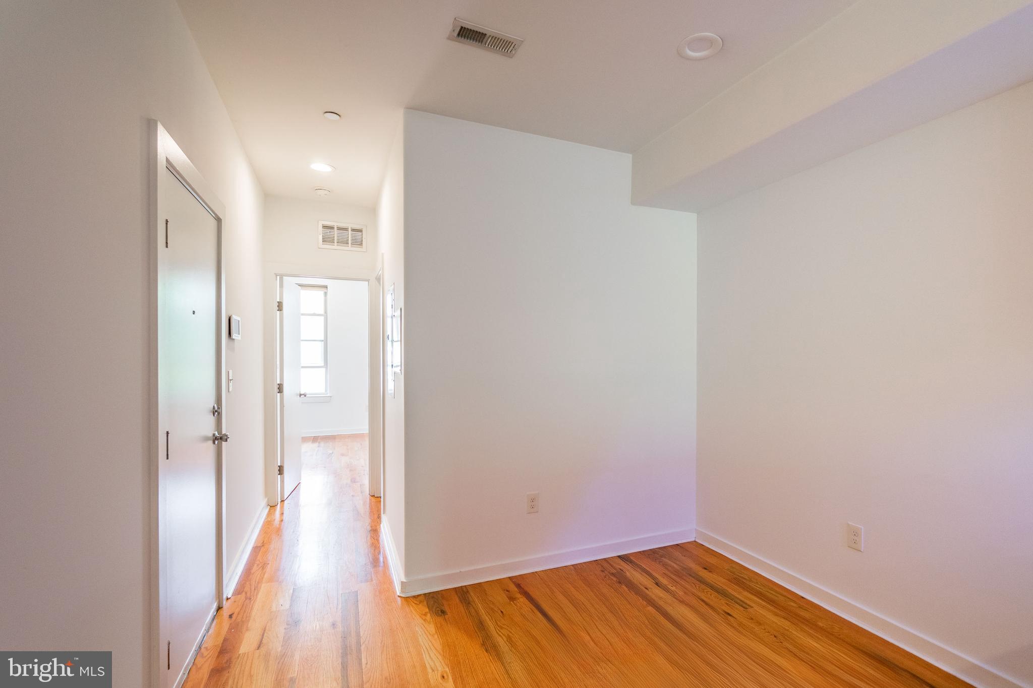 LUDLOW - Residential Lease