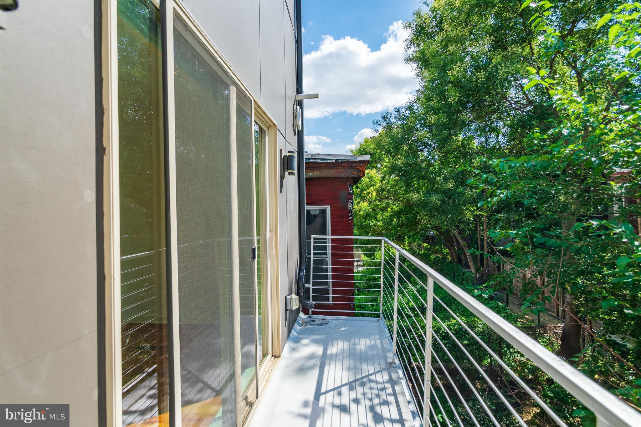 LUDLOW - Residential Lease