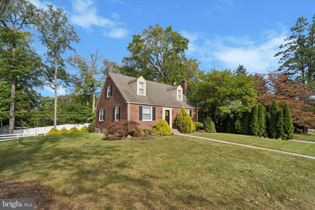 Photo of 90 Bonsall Avenue, BROOMALL, PA 19008 (MLS # PADE2100752)