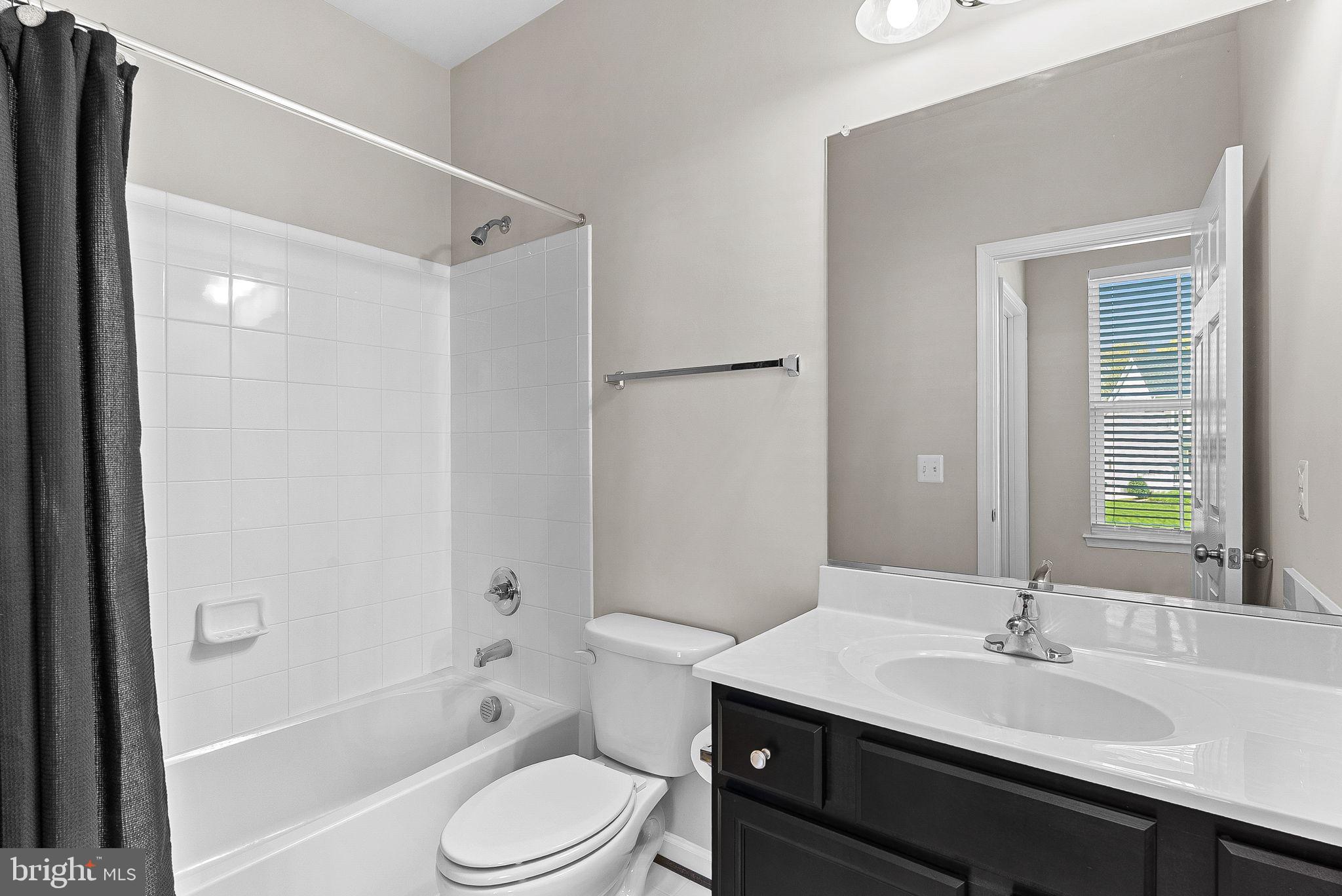 THE BLUFFS AT SLEETER LAKE - Residential