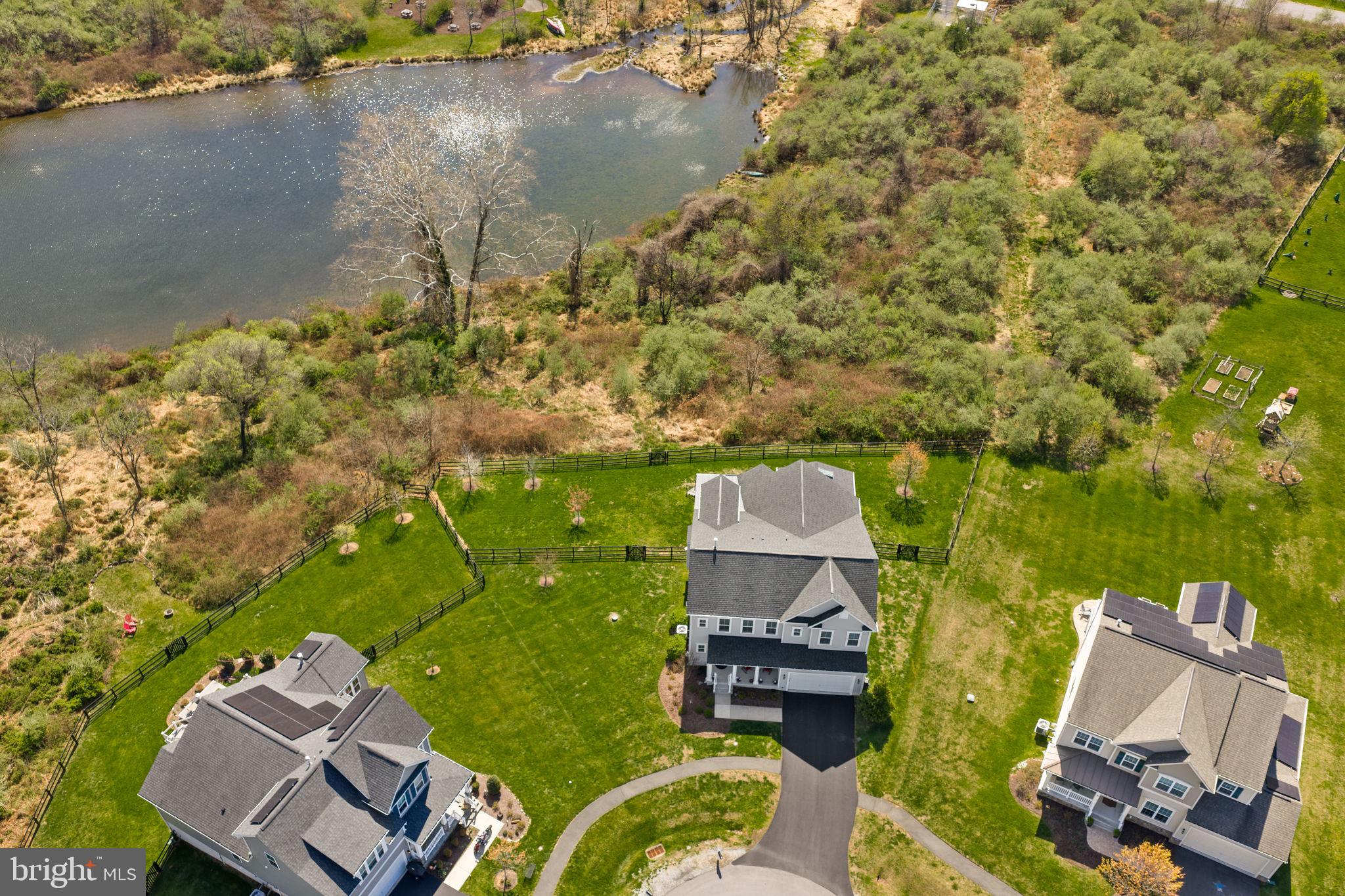 THE BLUFFS AT SLEETER LAKE - Residential
