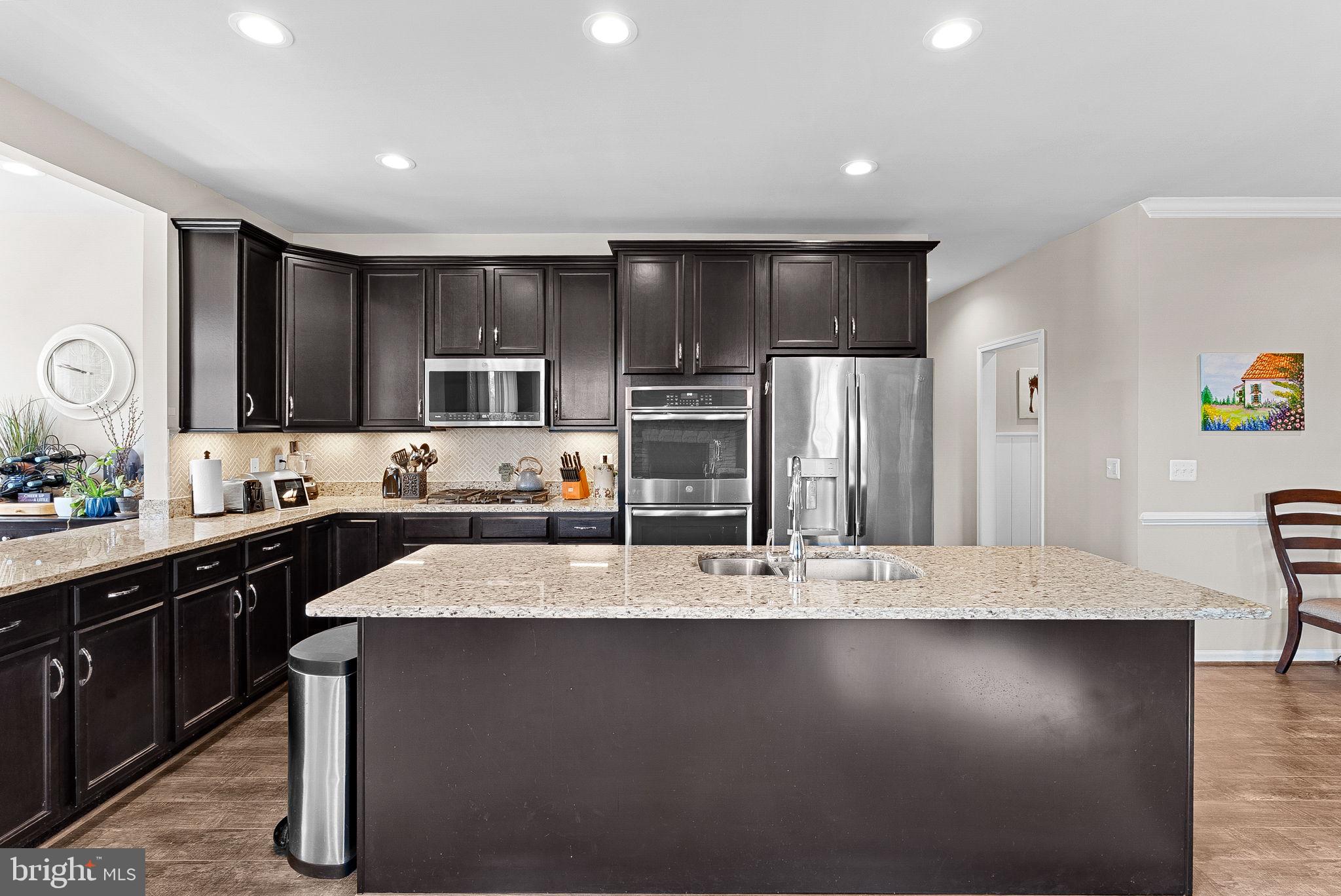 THE BLUFFS AT SLEETER LAKE - Residential