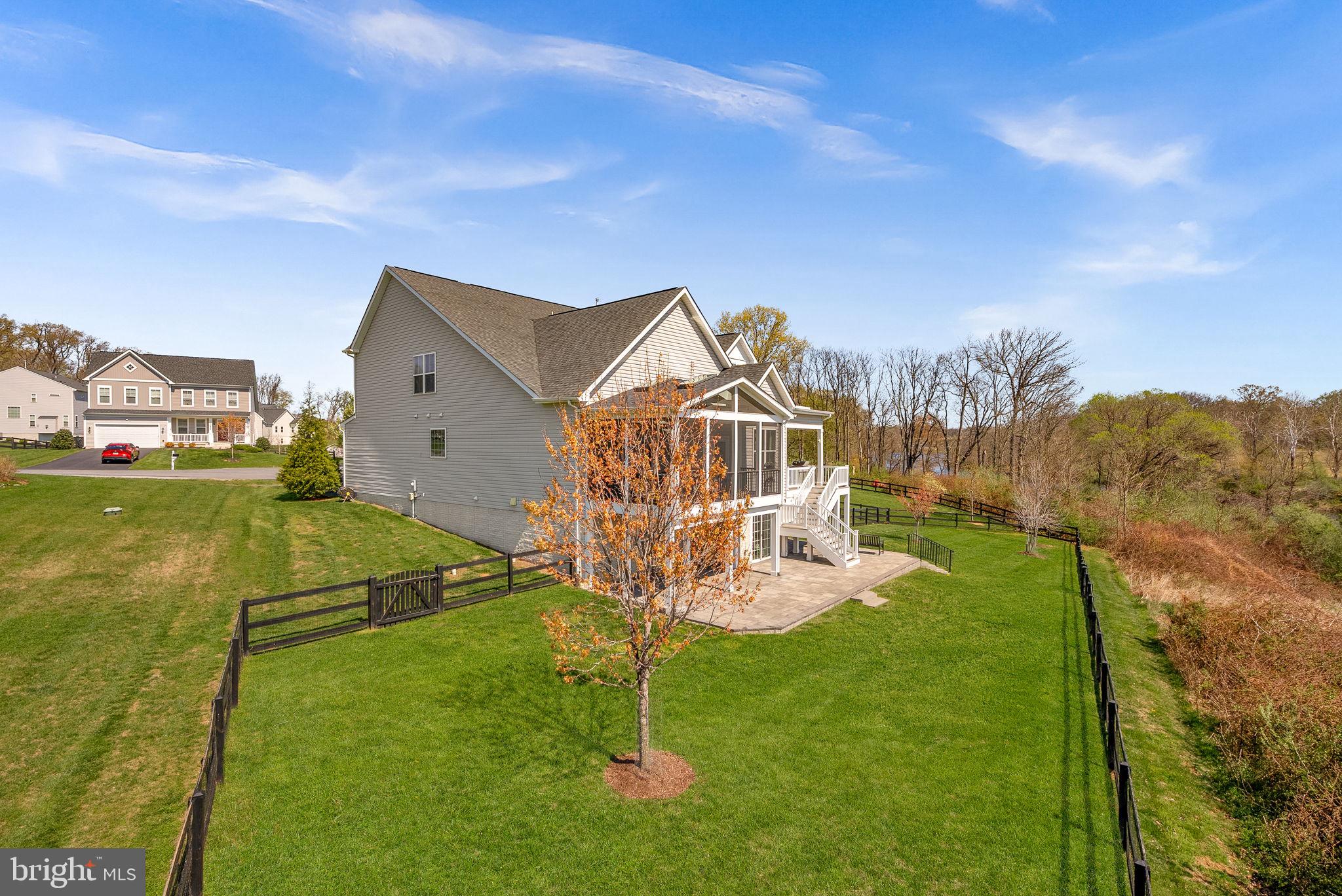 THE BLUFFS AT SLEETER LAKE - Residential