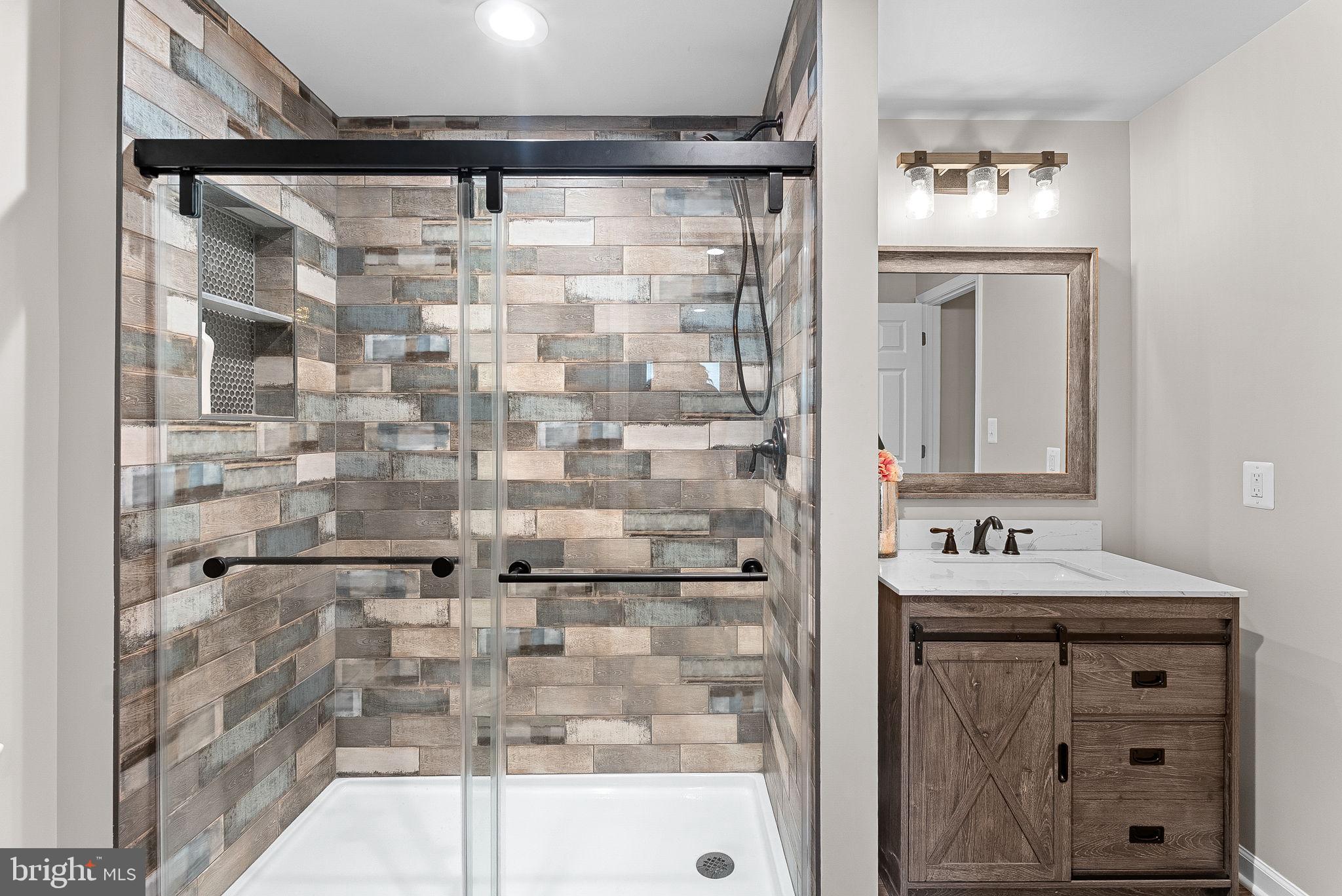 THE BLUFFS AT SLEETER LAKE - Residential