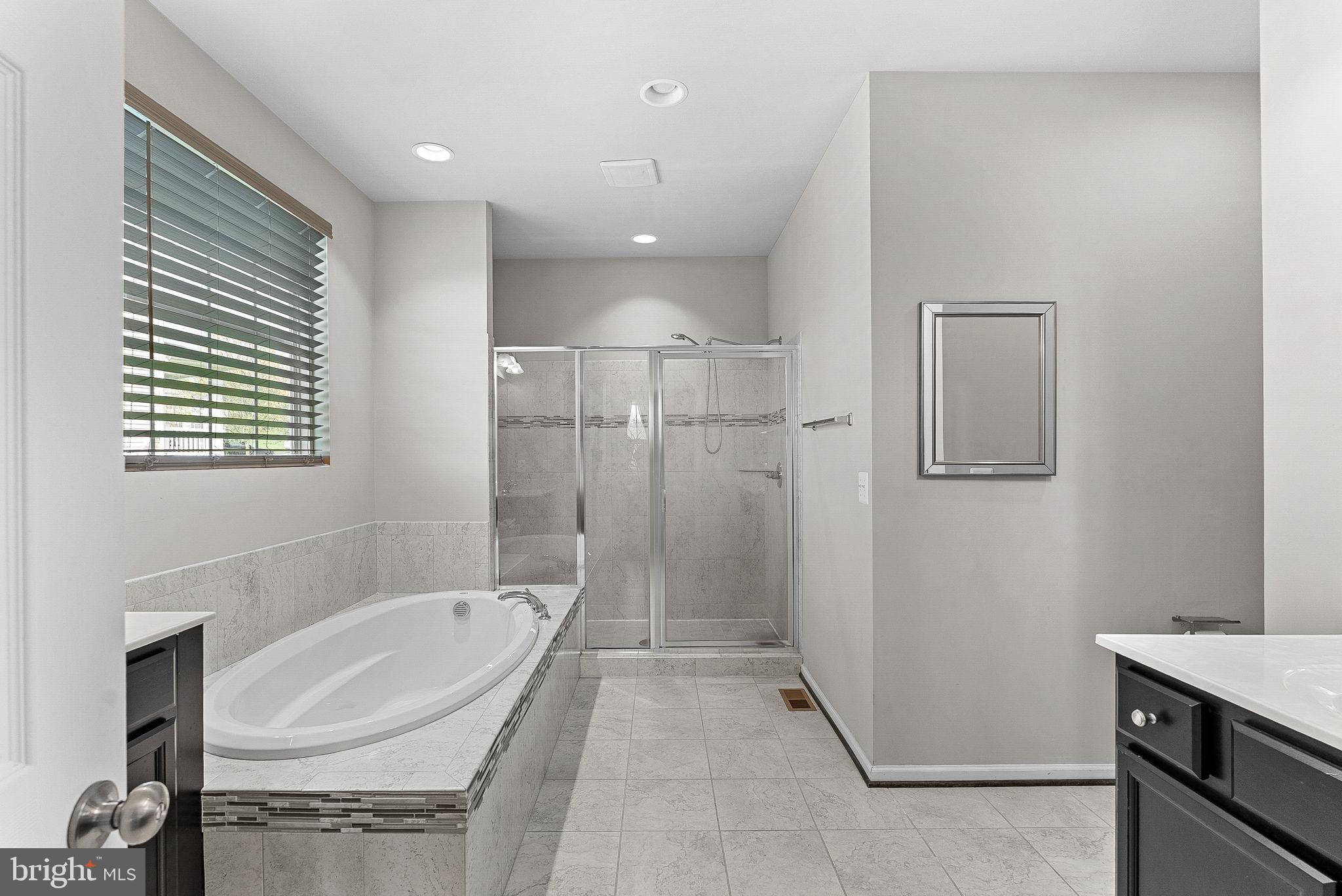 THE BLUFFS AT SLEETER LAKE - Residential