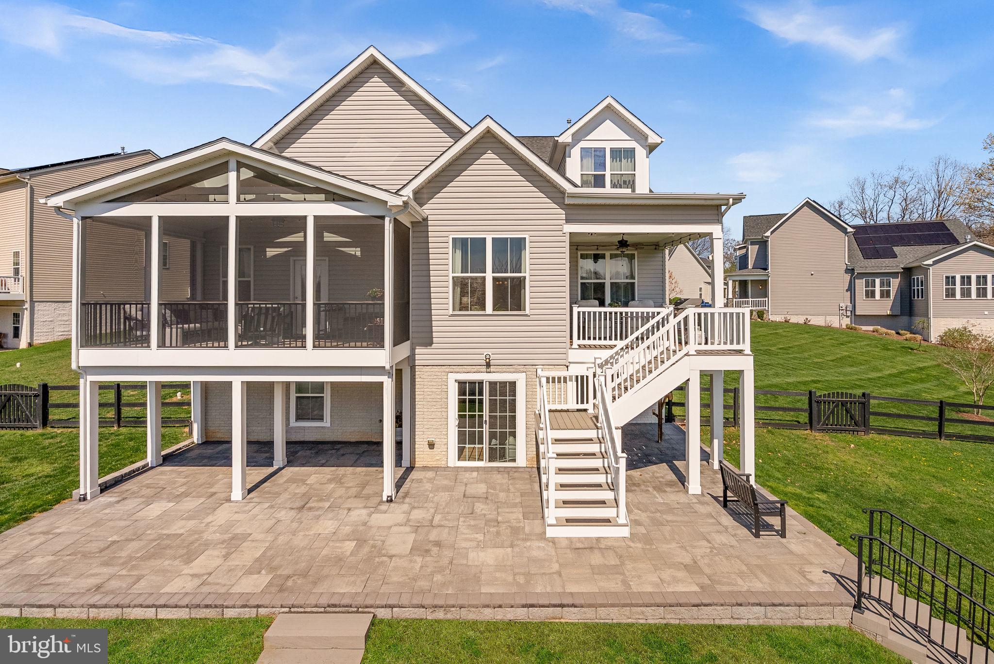 THE BLUFFS AT SLEETER LAKE - Residential