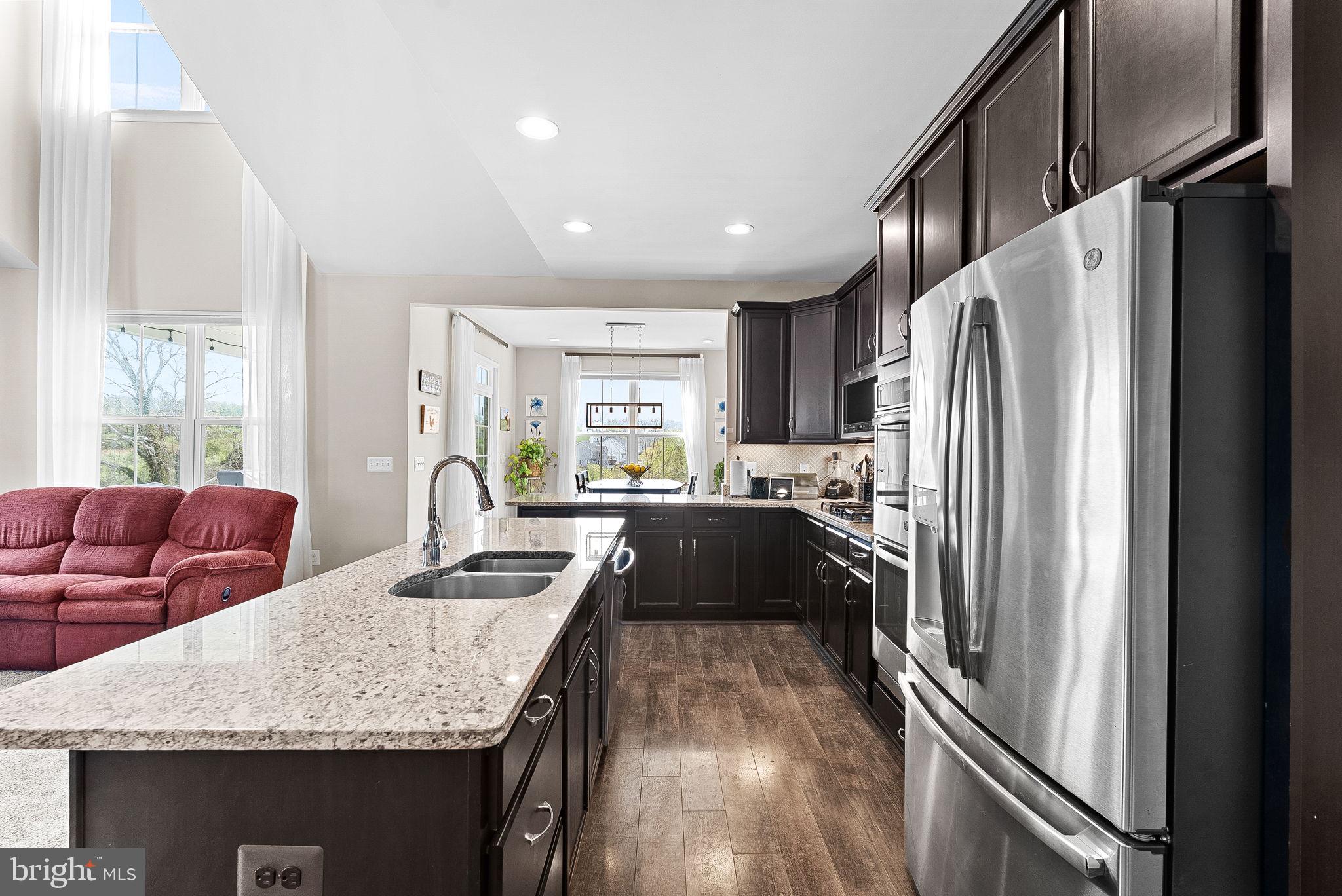 THE BLUFFS AT SLEETER LAKE - Residential