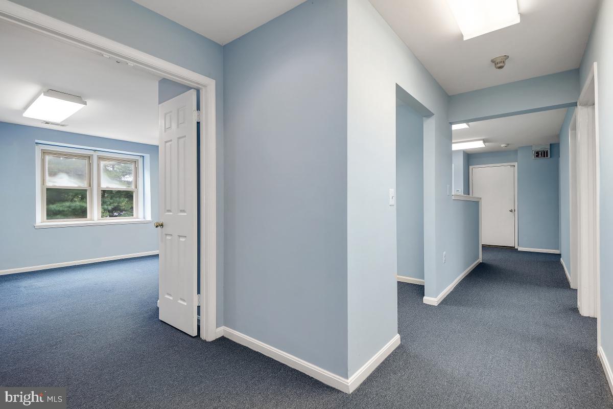 FRANKLIN PARK - Commercial Sale