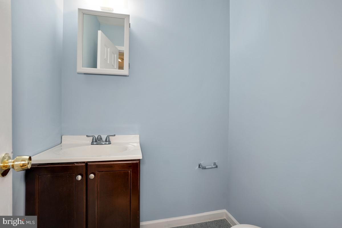 FRANKLIN PARK - Commercial Sale