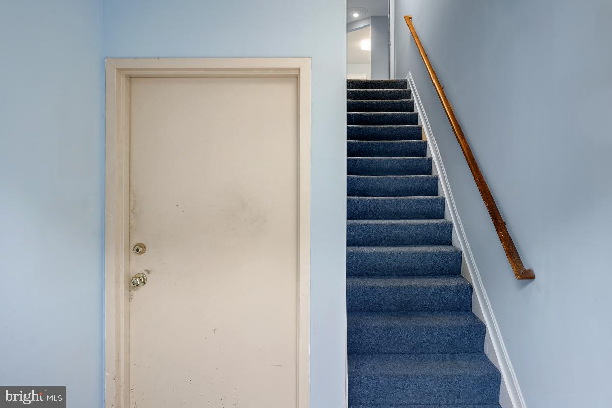 FRANKLIN PARK - Commercial Sale