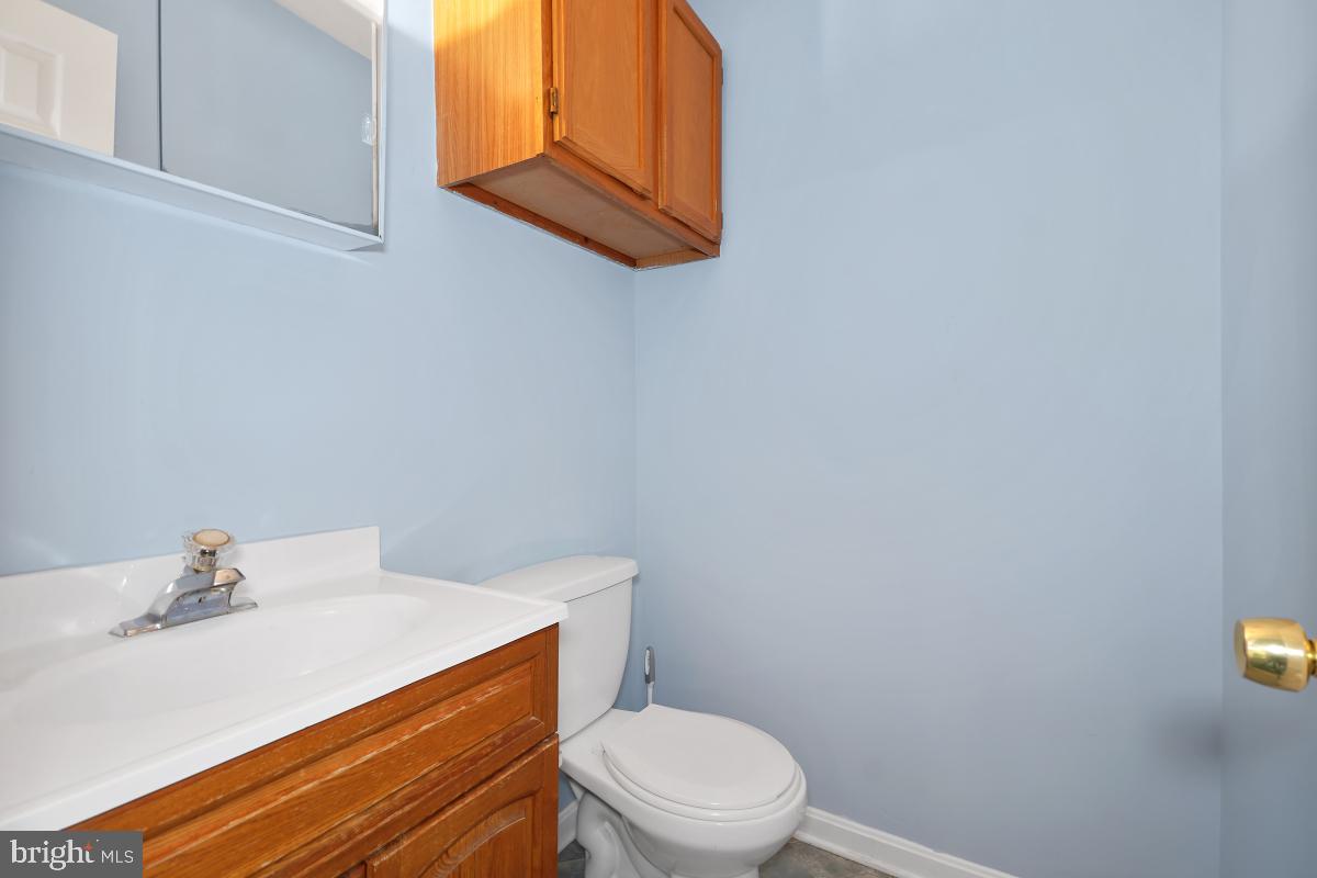 FRANKLIN PARK - Commercial Sale