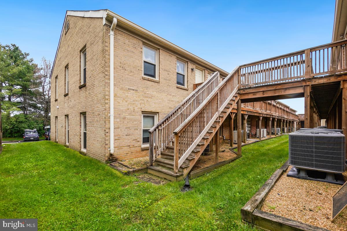 FRANKLIN PARK - Commercial Sale