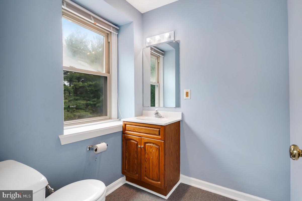 FRANKLIN PARK - Commercial Sale