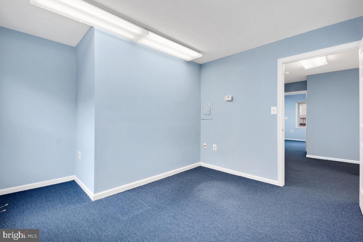 FRANKLIN PARK - Commercial Sale