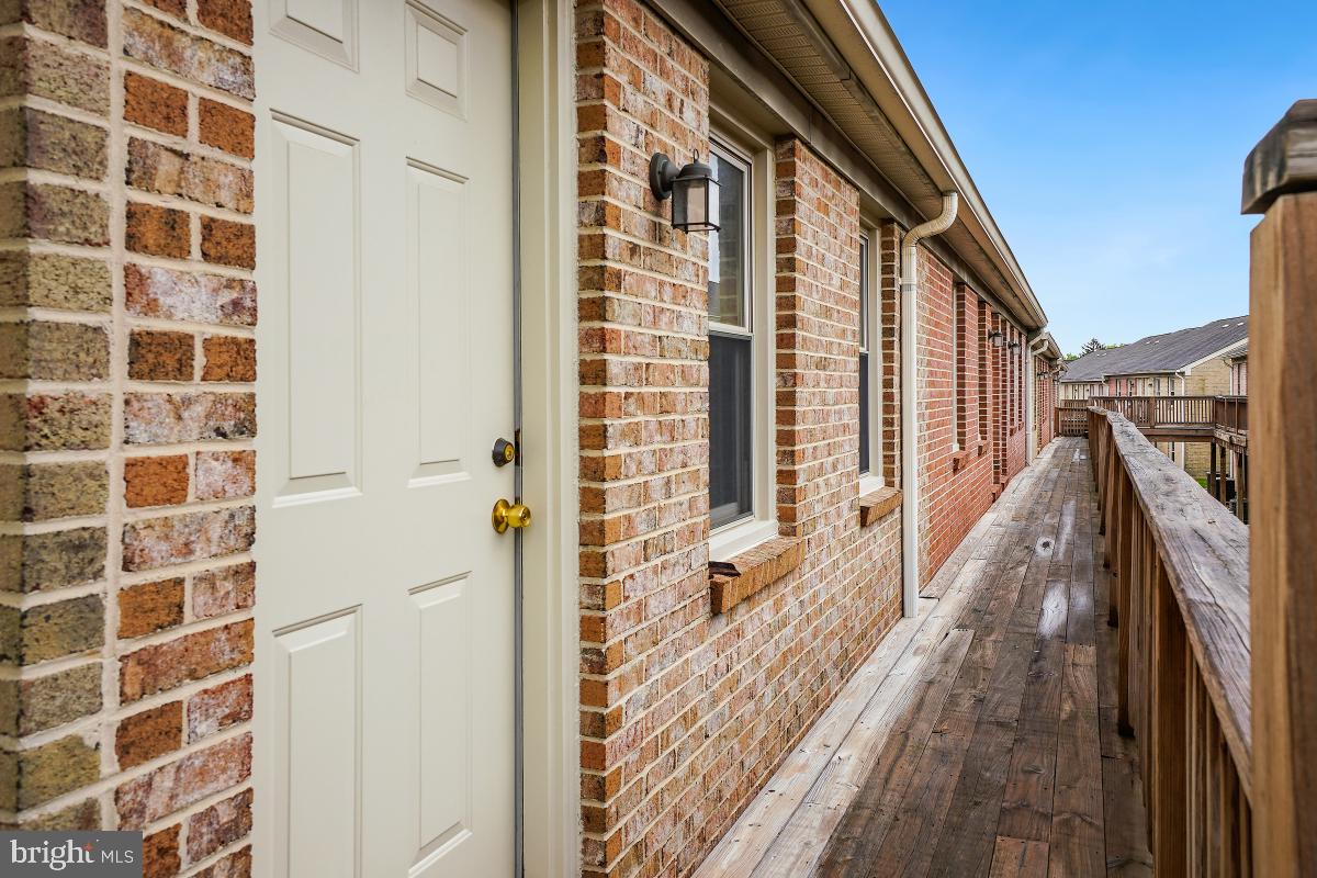 FRANKLIN PARK - Commercial Sale