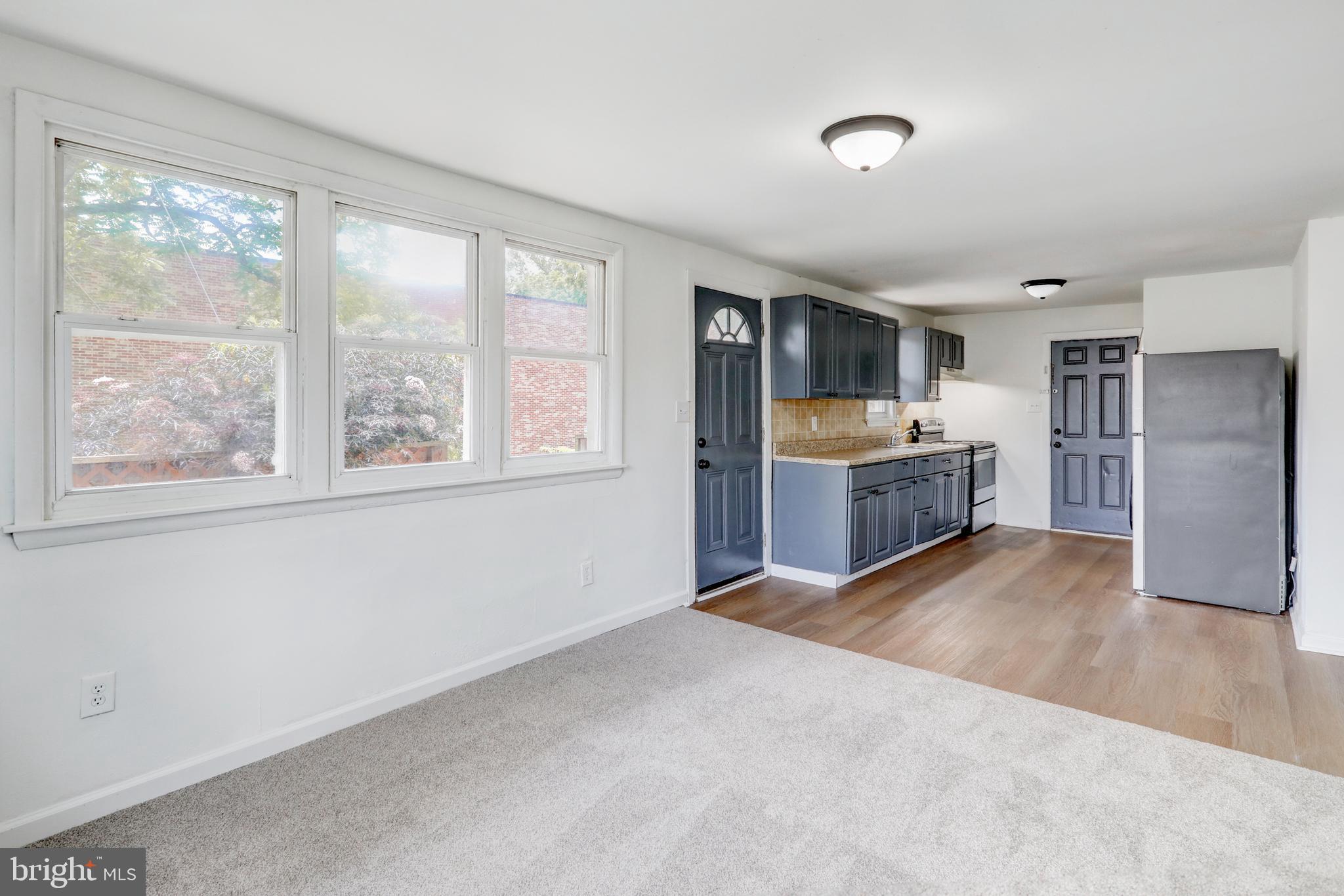 2218 HARLACKER LANE