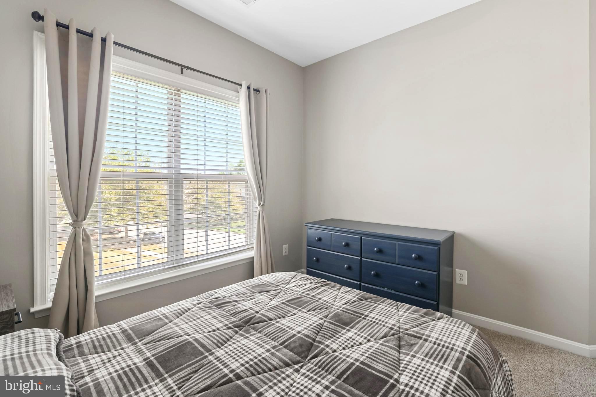 LANSDOWNE ON THE POTOMAC - Residential Lease