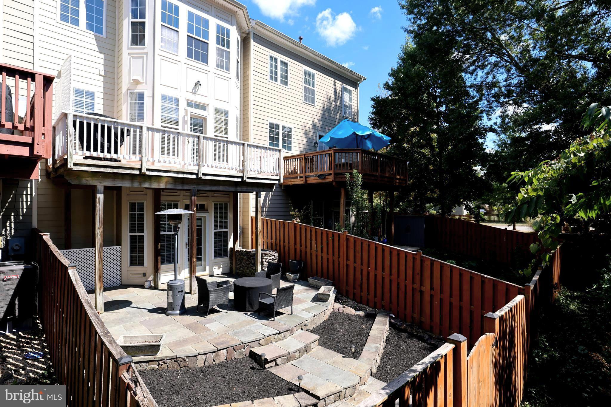 LANSDOWNE ON THE POTOMAC - Residential Lease