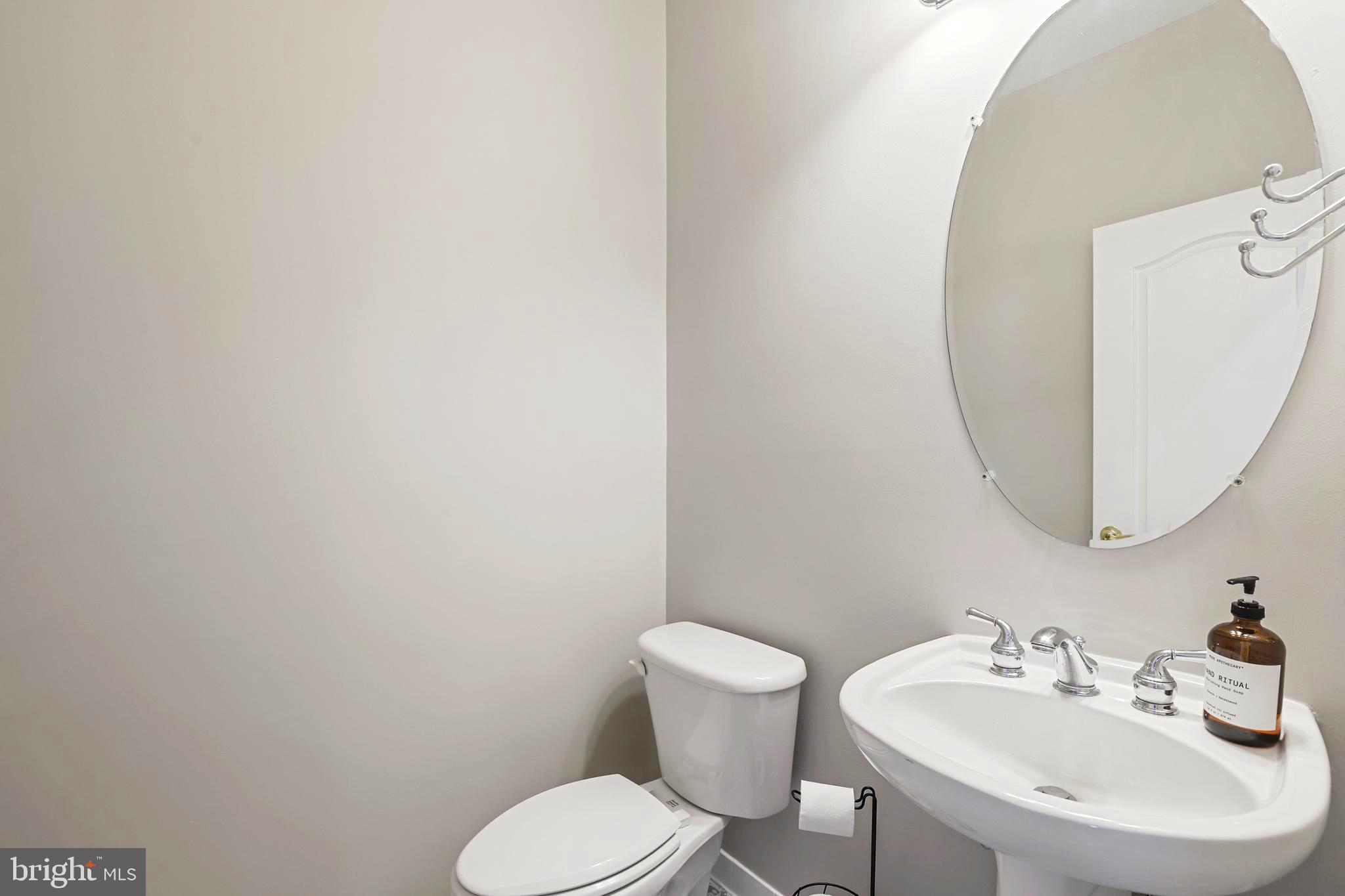 LANSDOWNE ON THE POTOMAC - Residential Lease