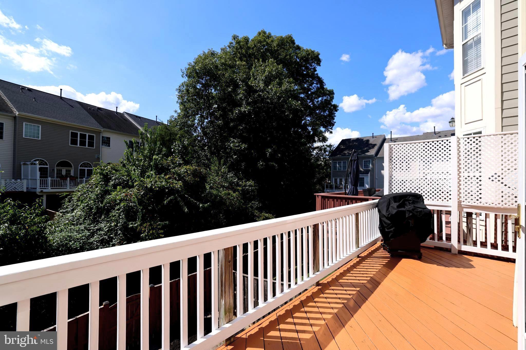 LANSDOWNE ON THE POTOMAC - Residential Lease