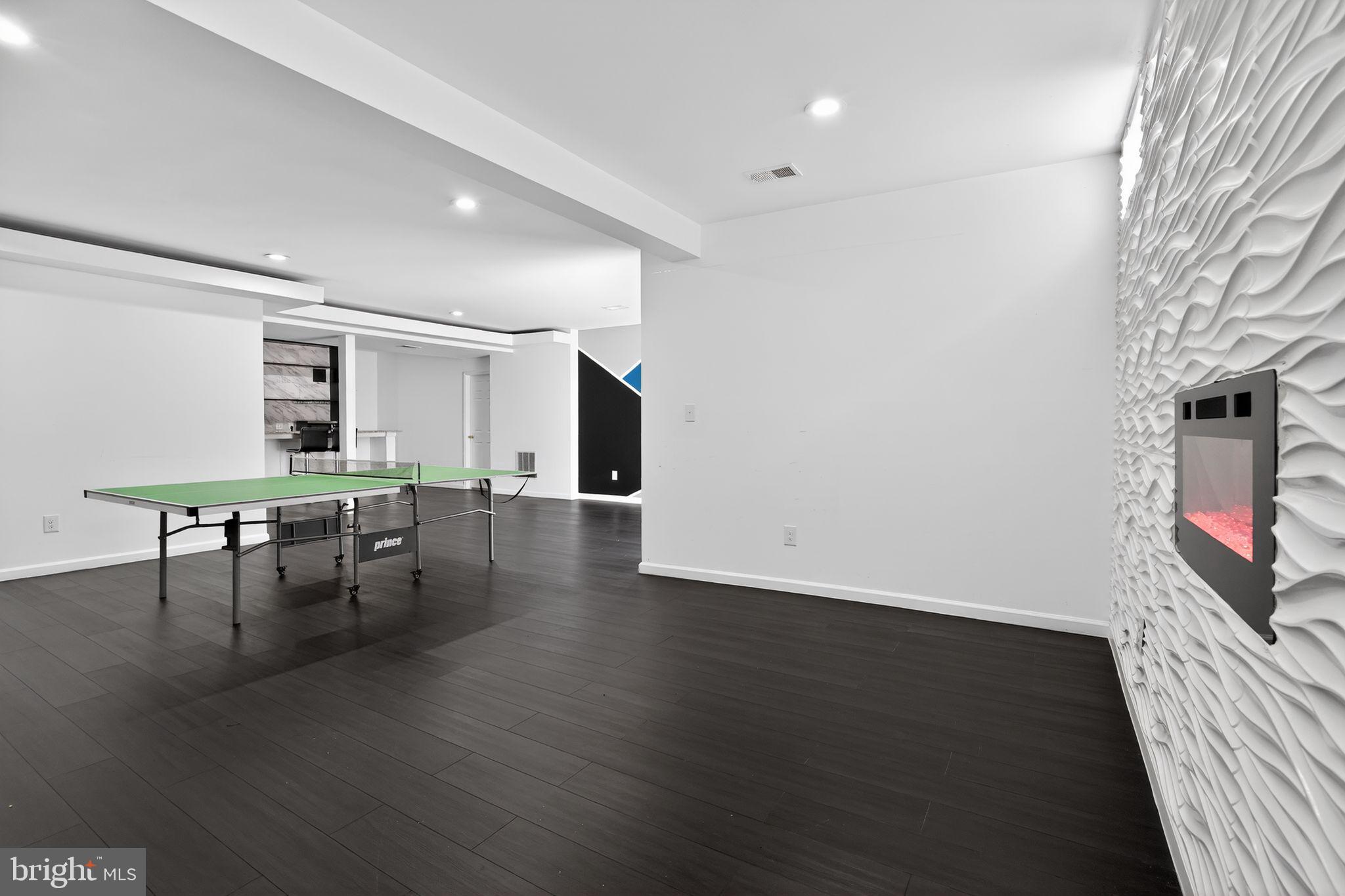 CHANTILLY - Residential