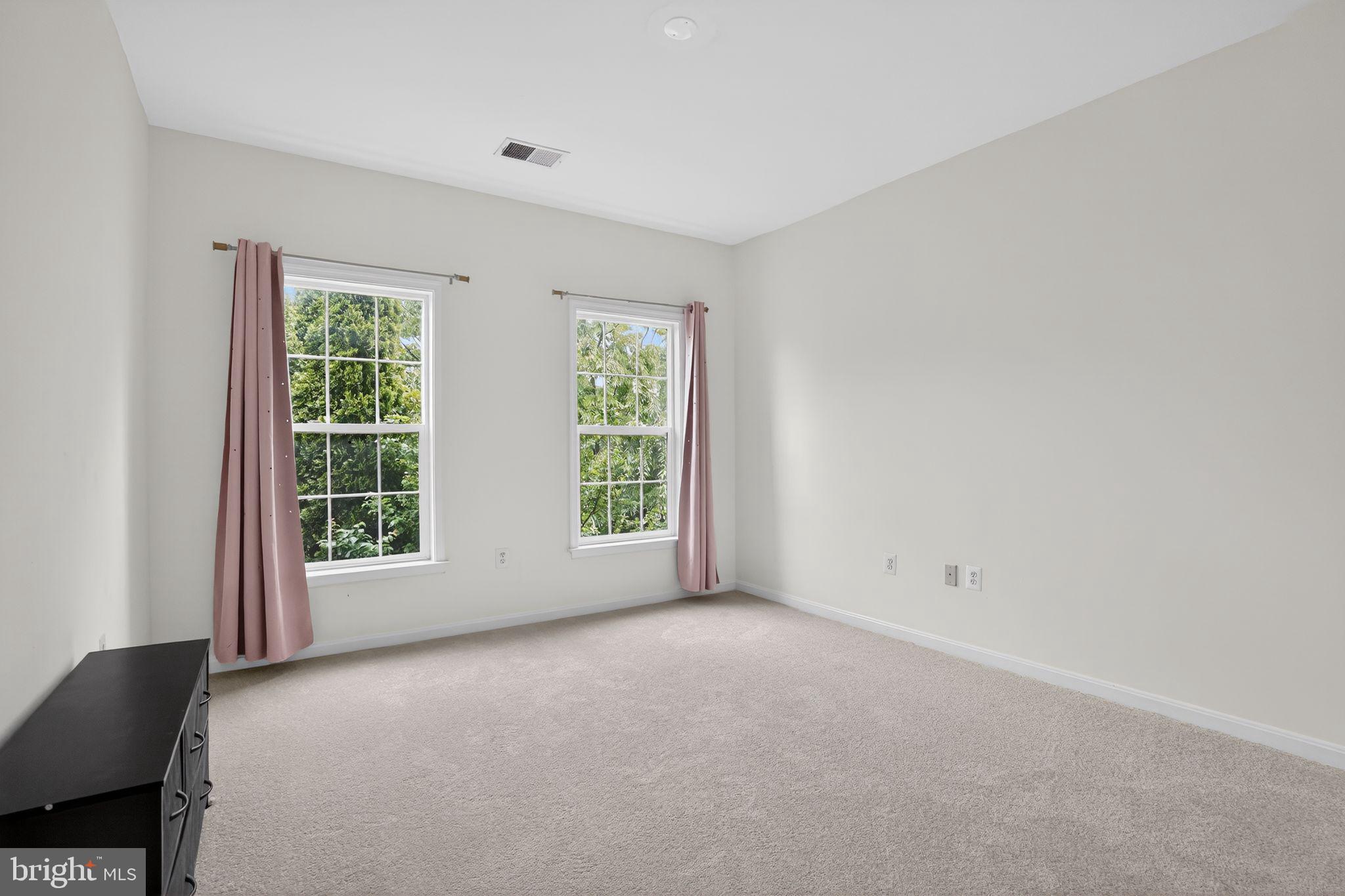 CHANTILLY - Residential