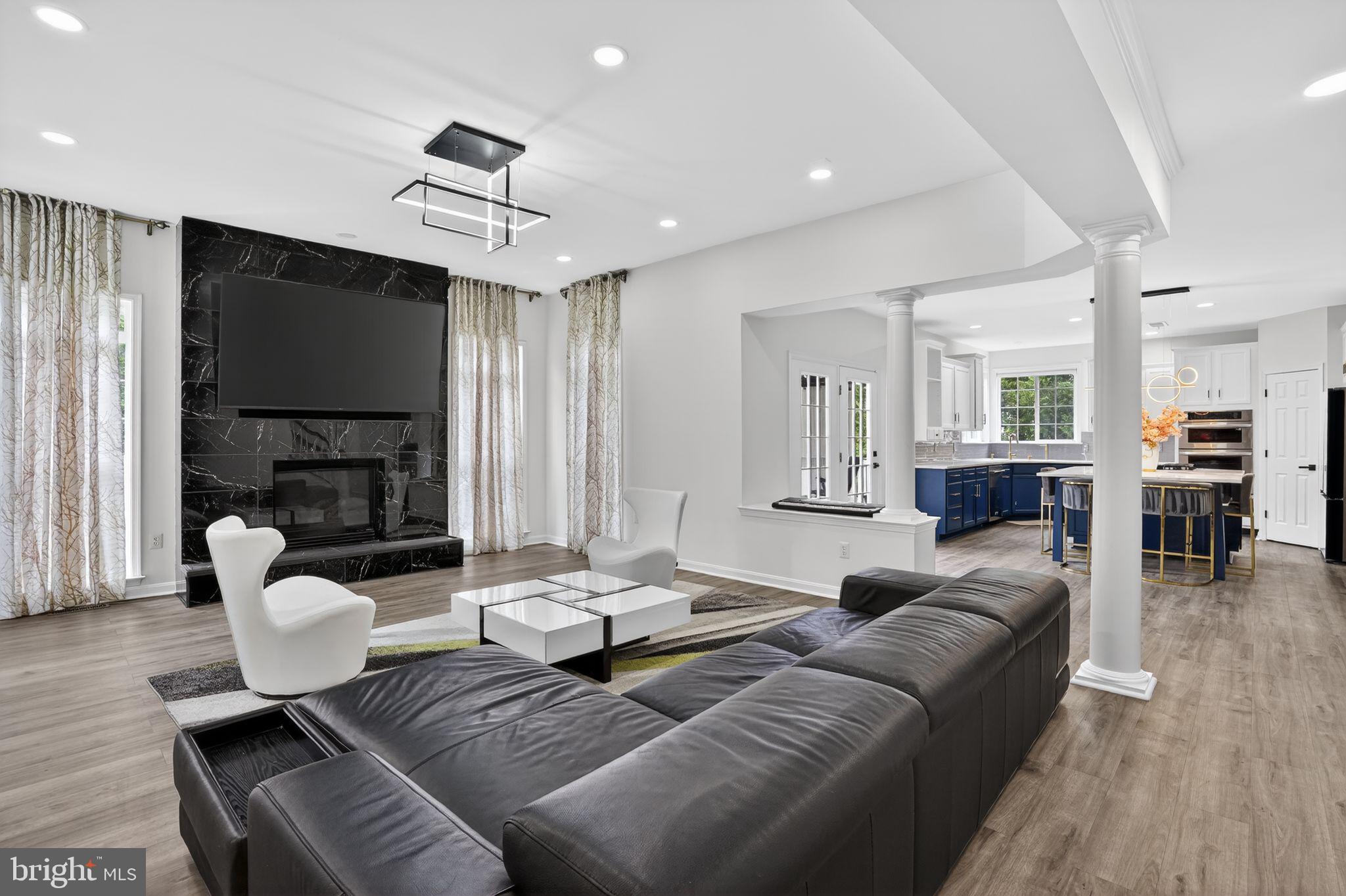 CHANTILLY - Residential
