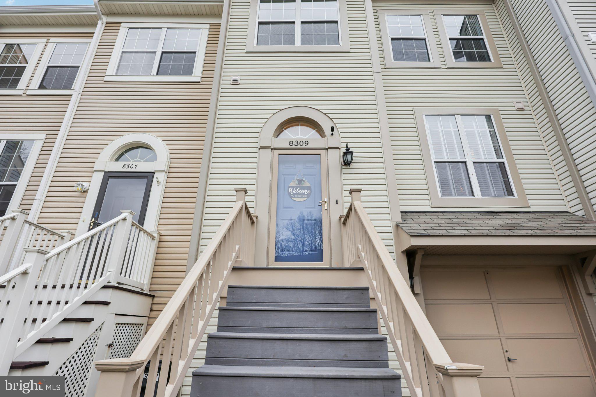 8309 LINDEN OAKS COURT