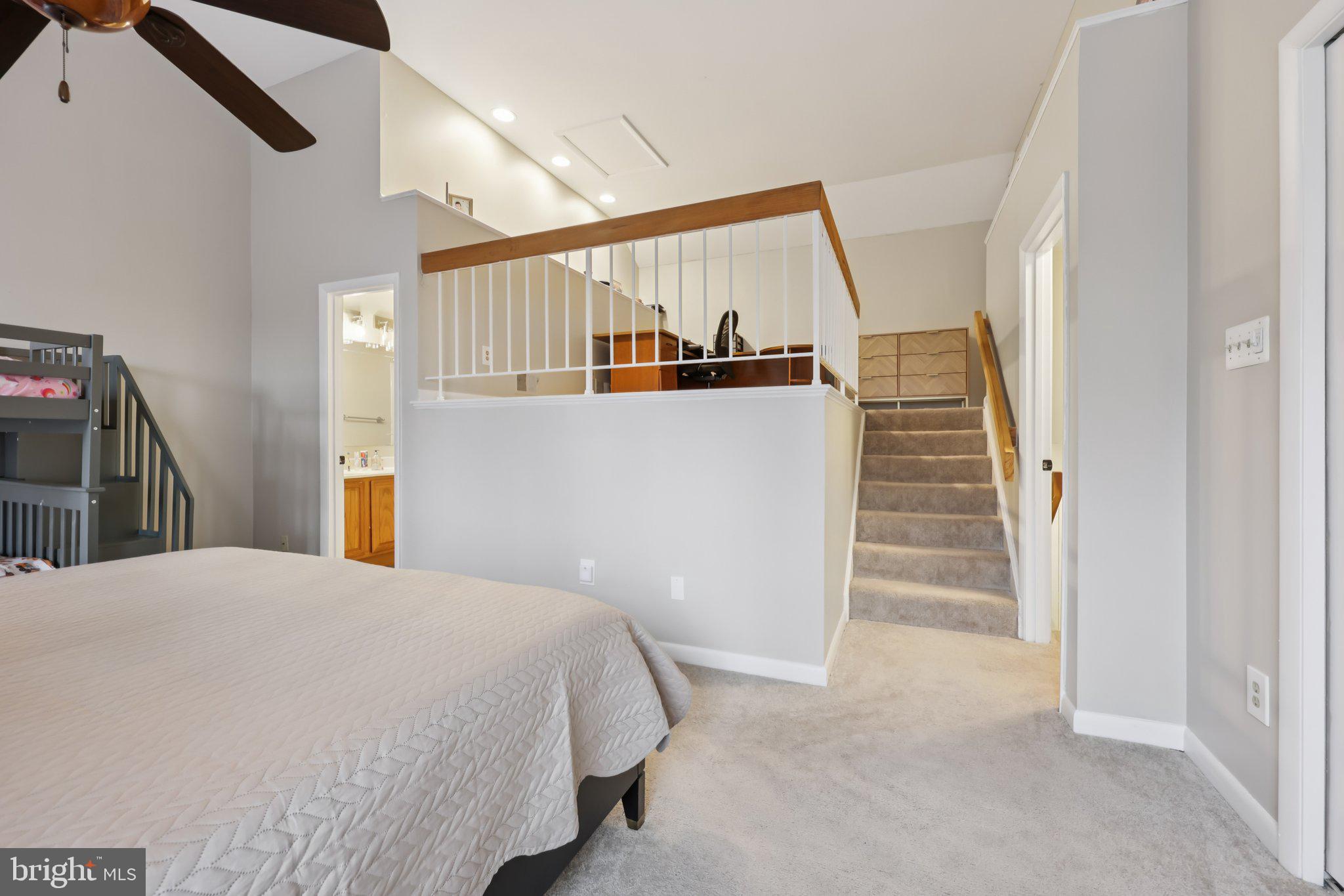 SOUTHERN OAKS - Residential