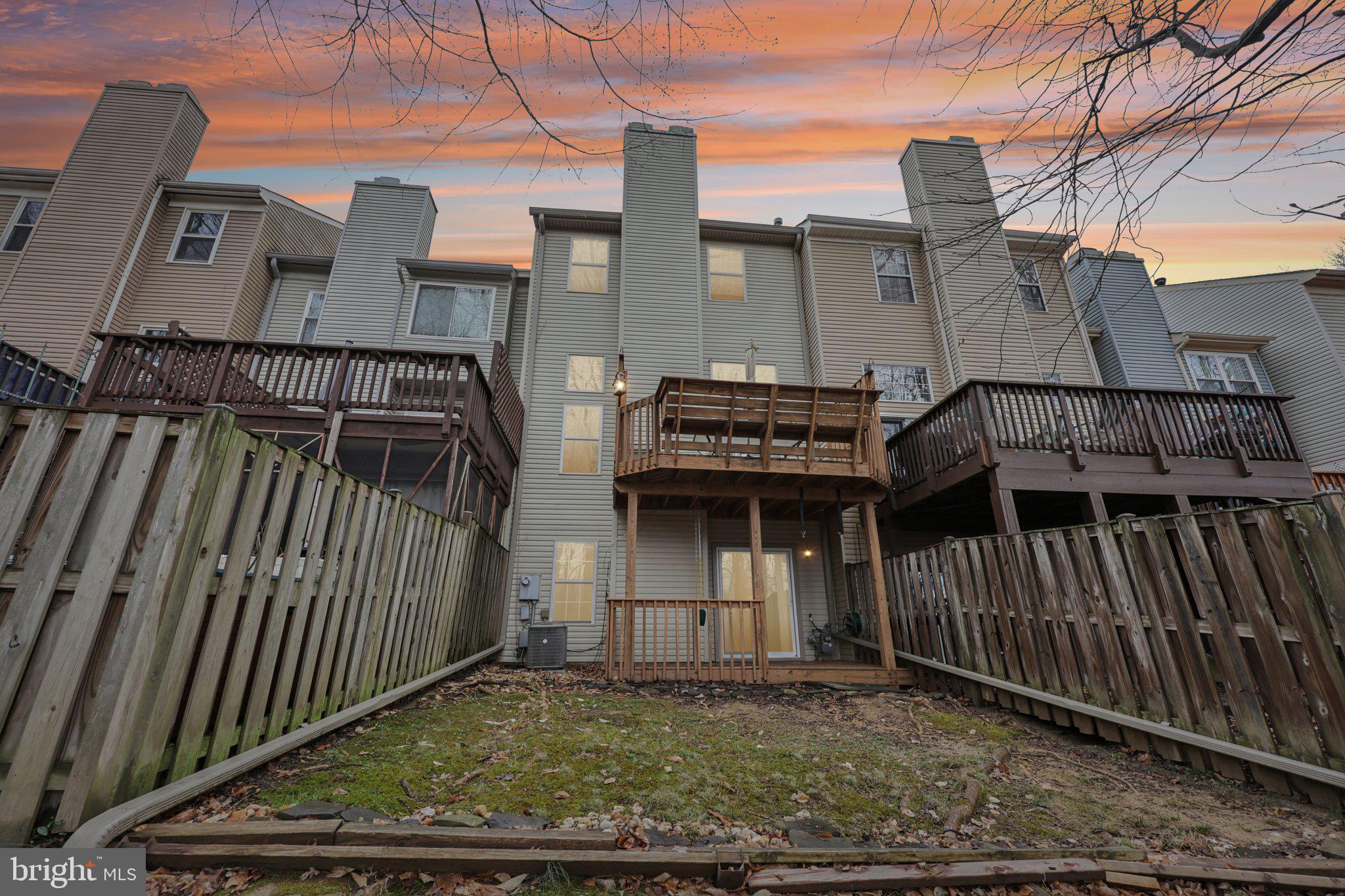 SOUTHERN OAKS - Residential