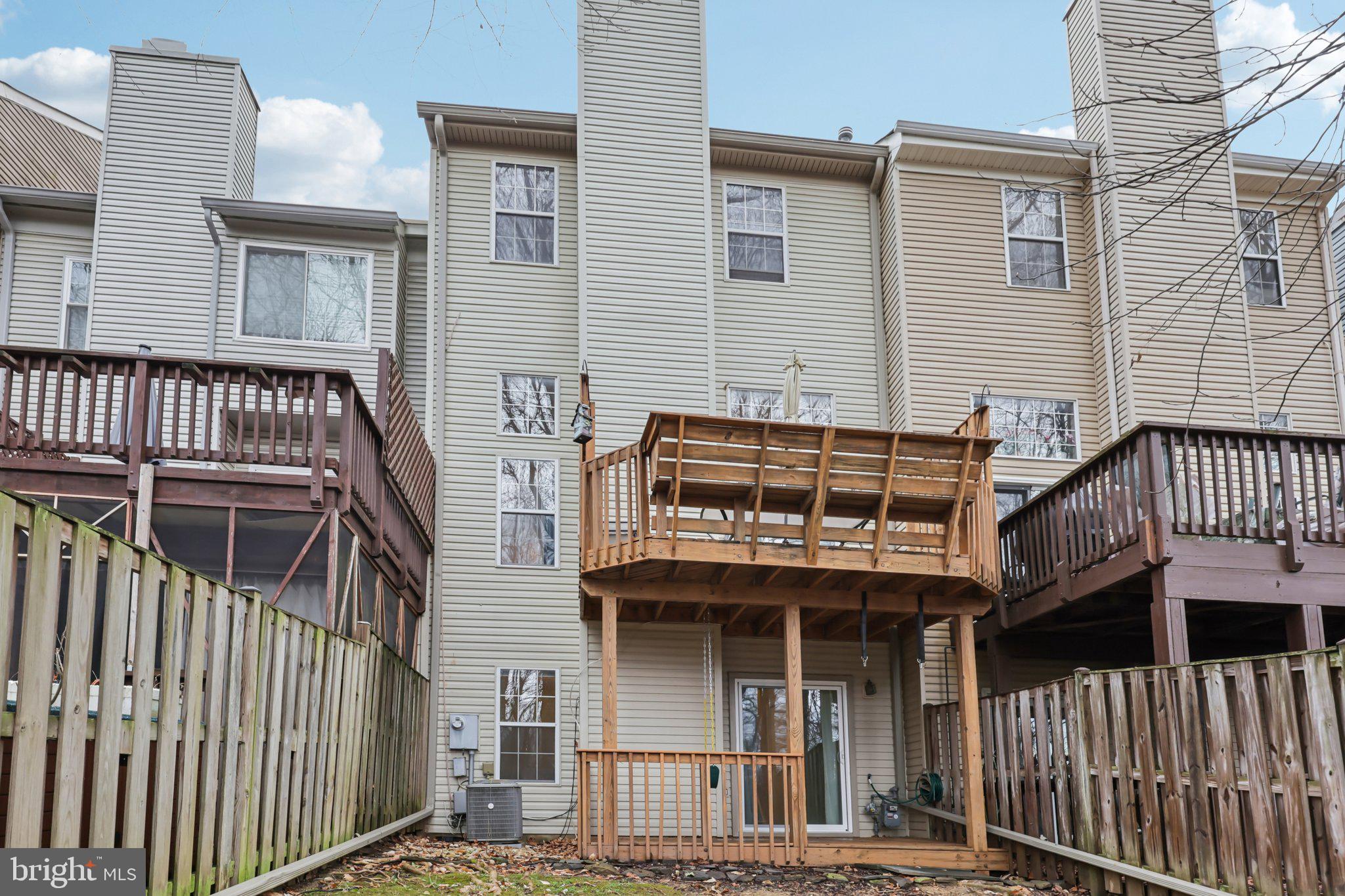 SOUTHERN OAKS - Residential