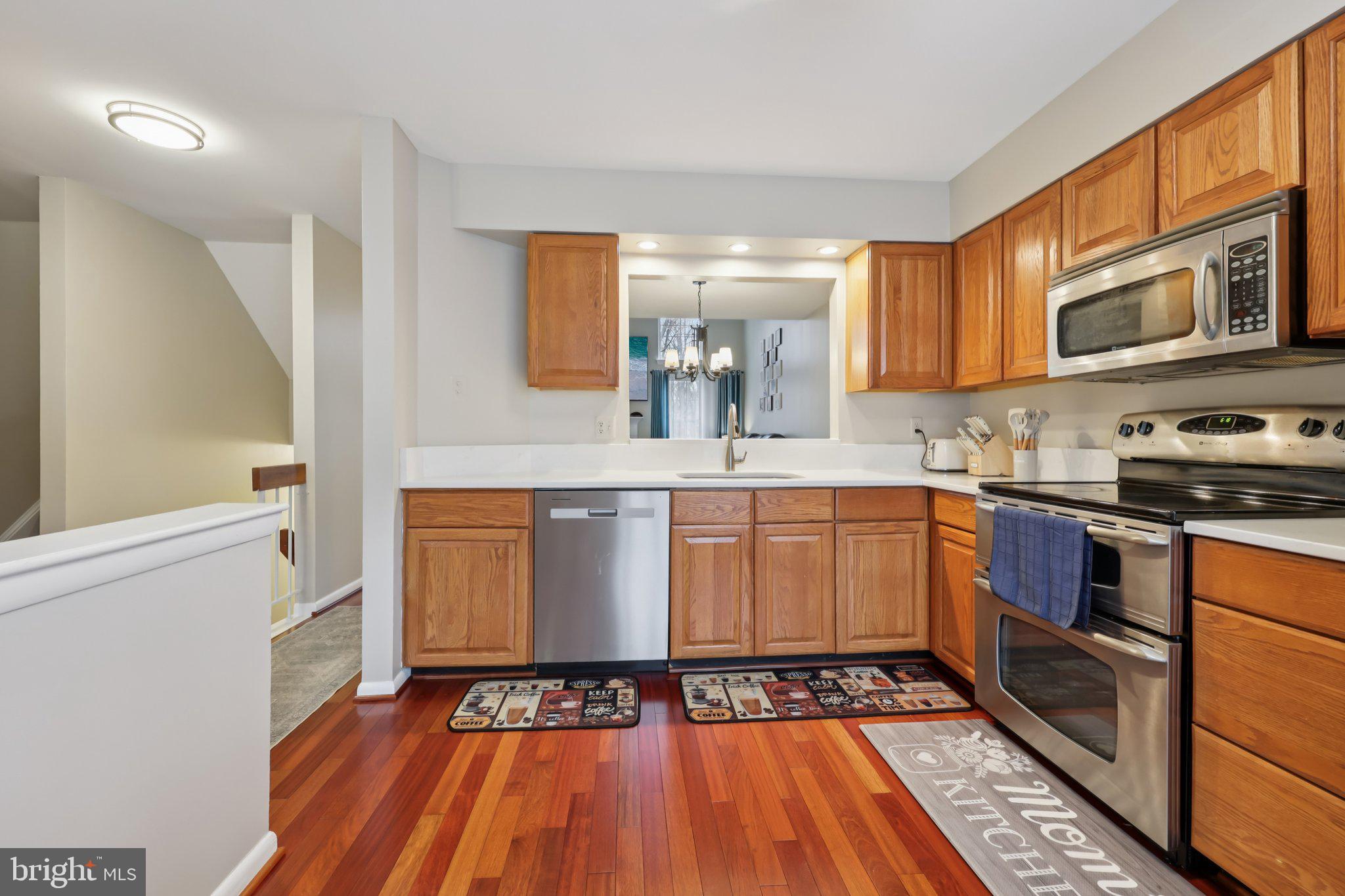 SOUTHERN OAKS - Residential