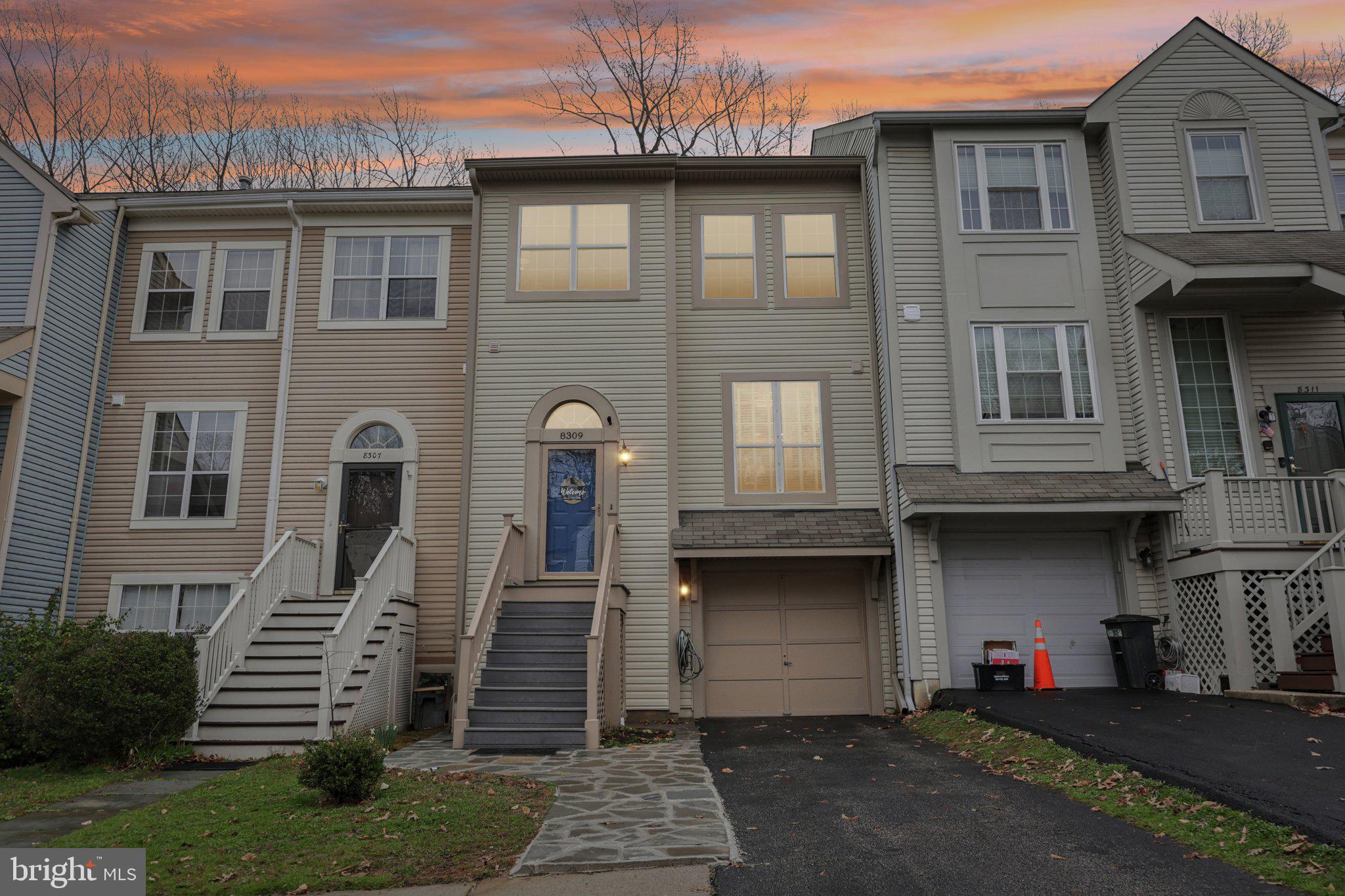 SOUTHERN OAKS - Residential