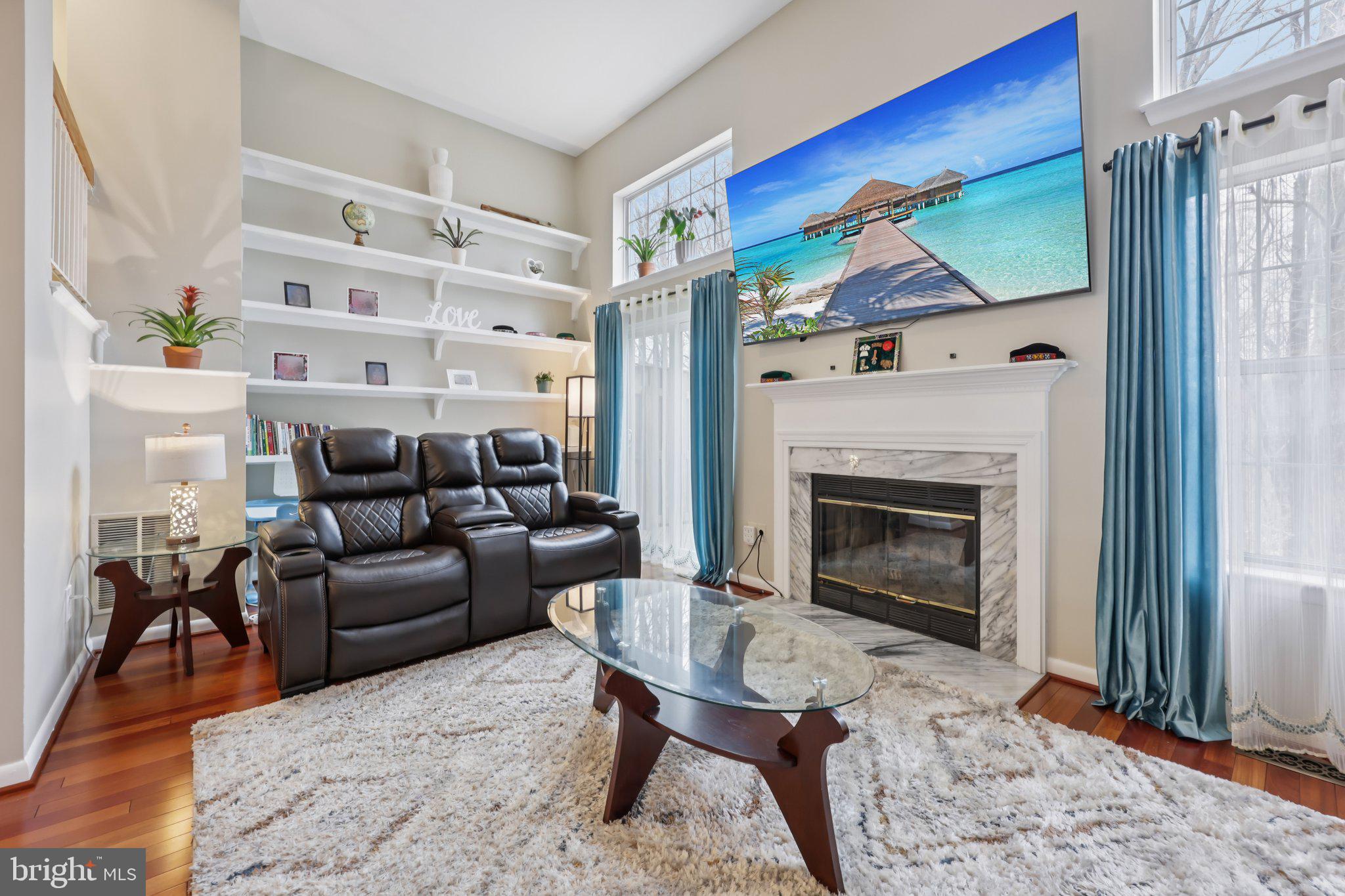 SOUTHERN OAKS - Residential