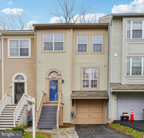 8309 LINDEN OAKS COURT LORTON VA 22079