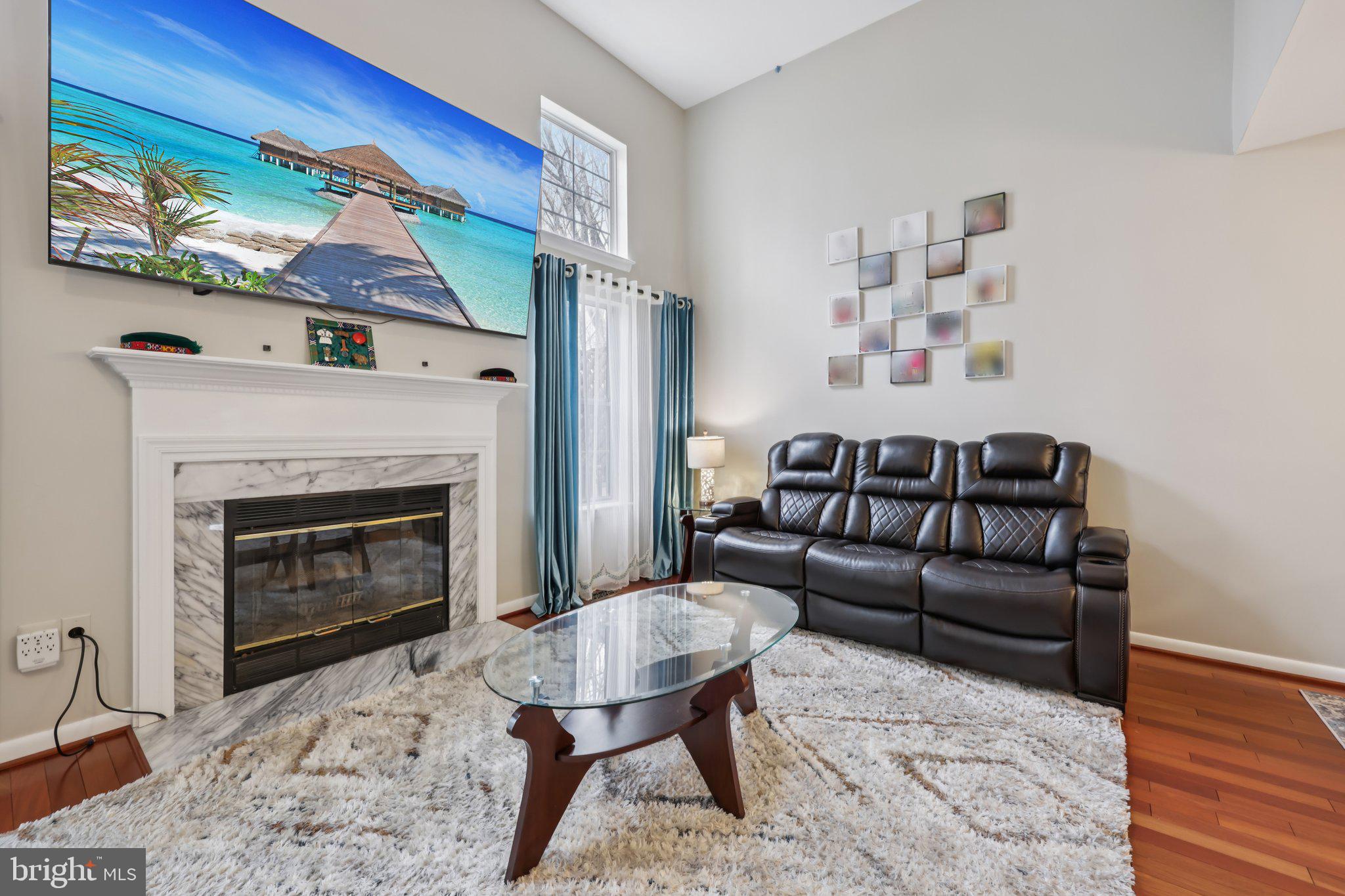 SOUTHERN OAKS - Residential