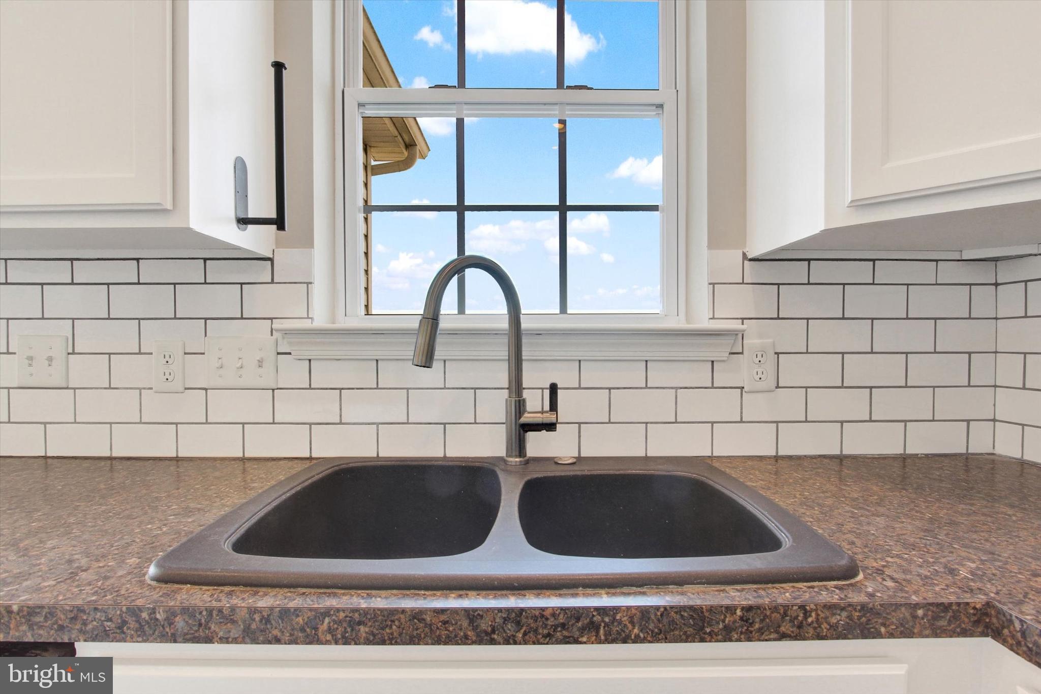 JACKSON HEIGHTS - Residential