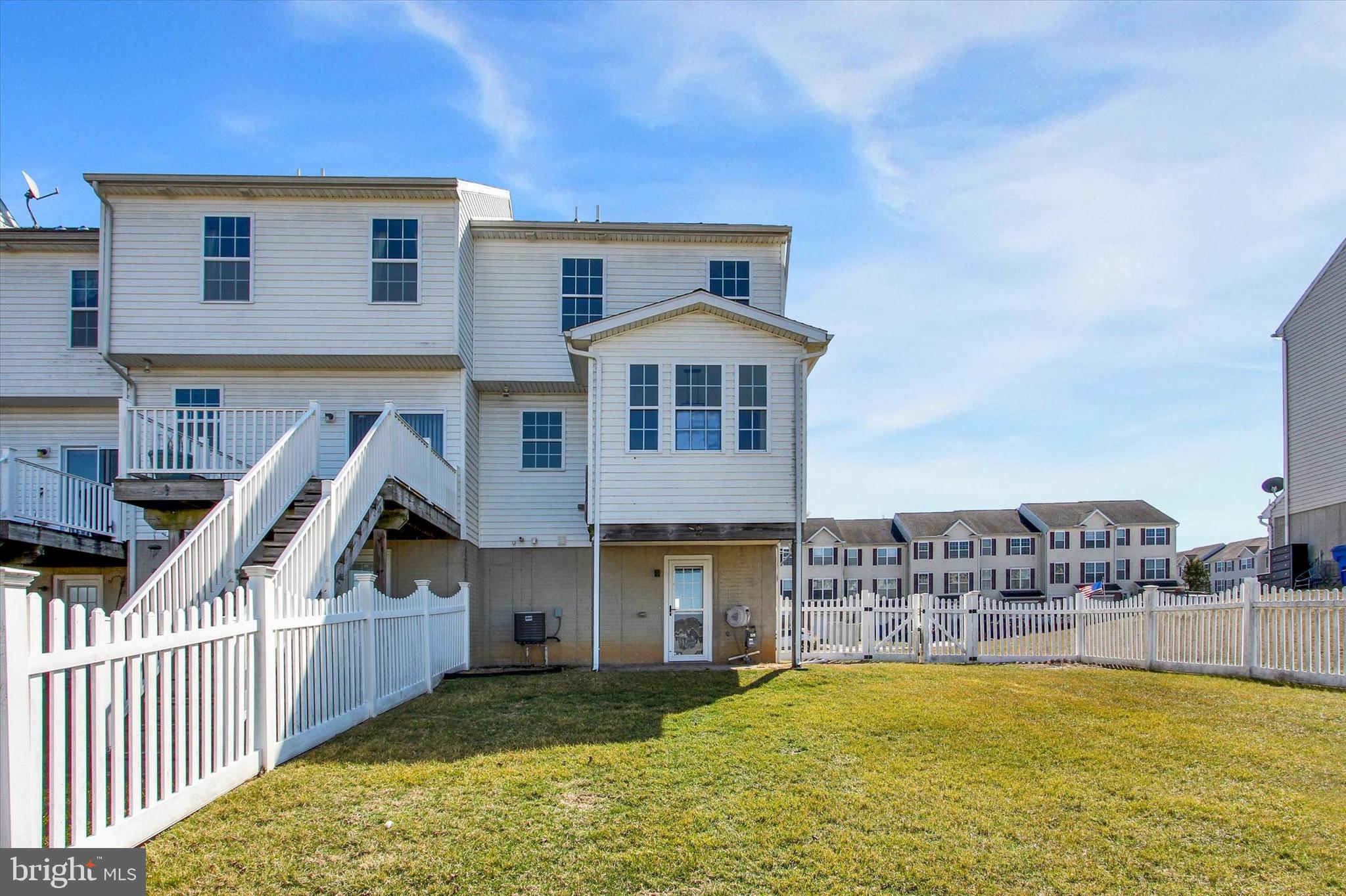 JACKSON HEIGHTS - Residential