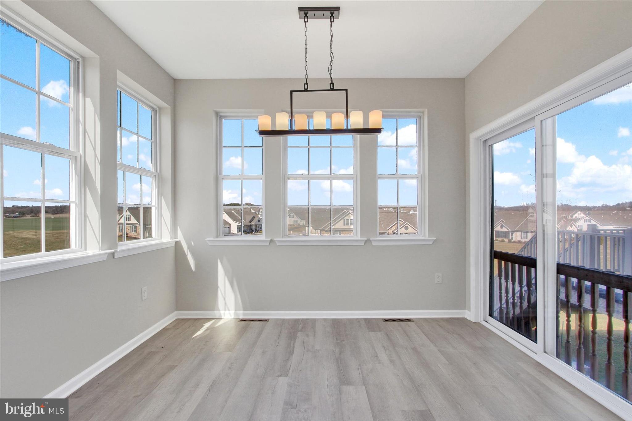 JACKSON HEIGHTS - Residential