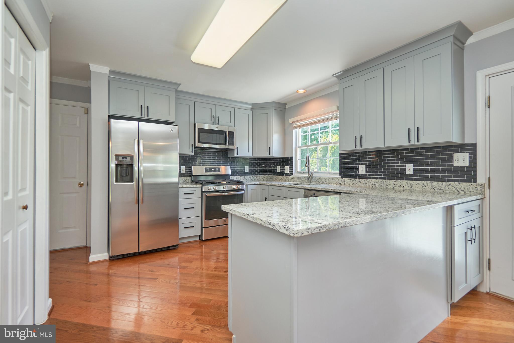 ASHBURN VILLAGE - Residential Lease