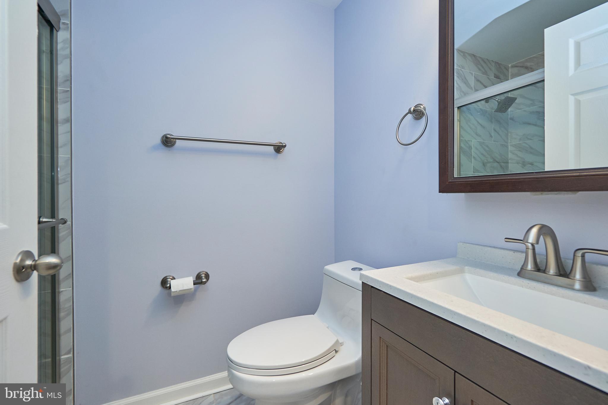 ASHBURN VILLAGE - Residential Lease