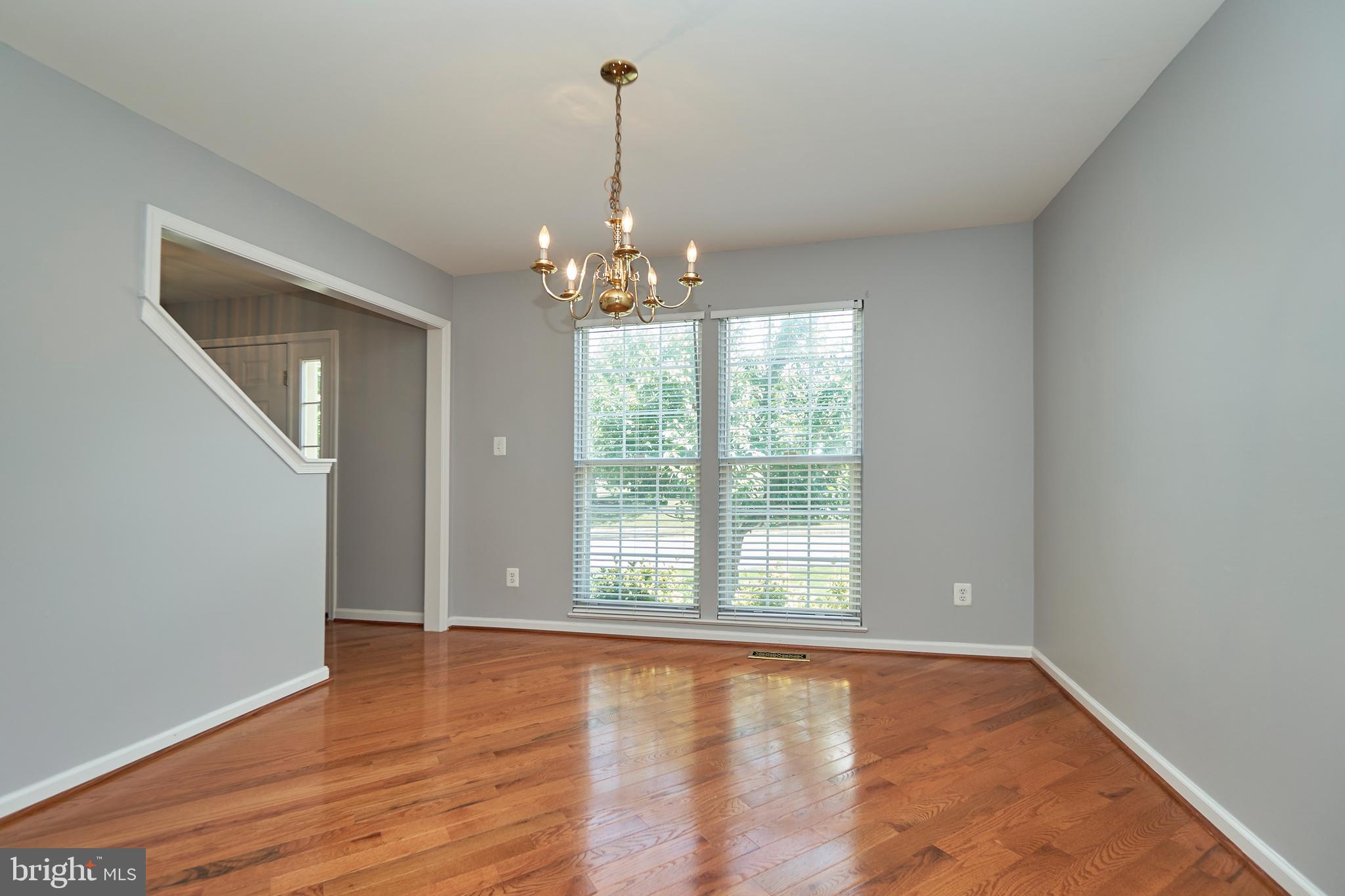 ASHBURN VILLAGE - Residential Lease