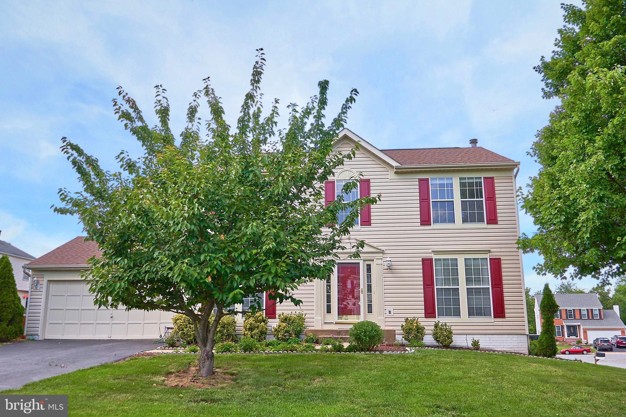 ASHBURN VILLAGE - Residential Lease